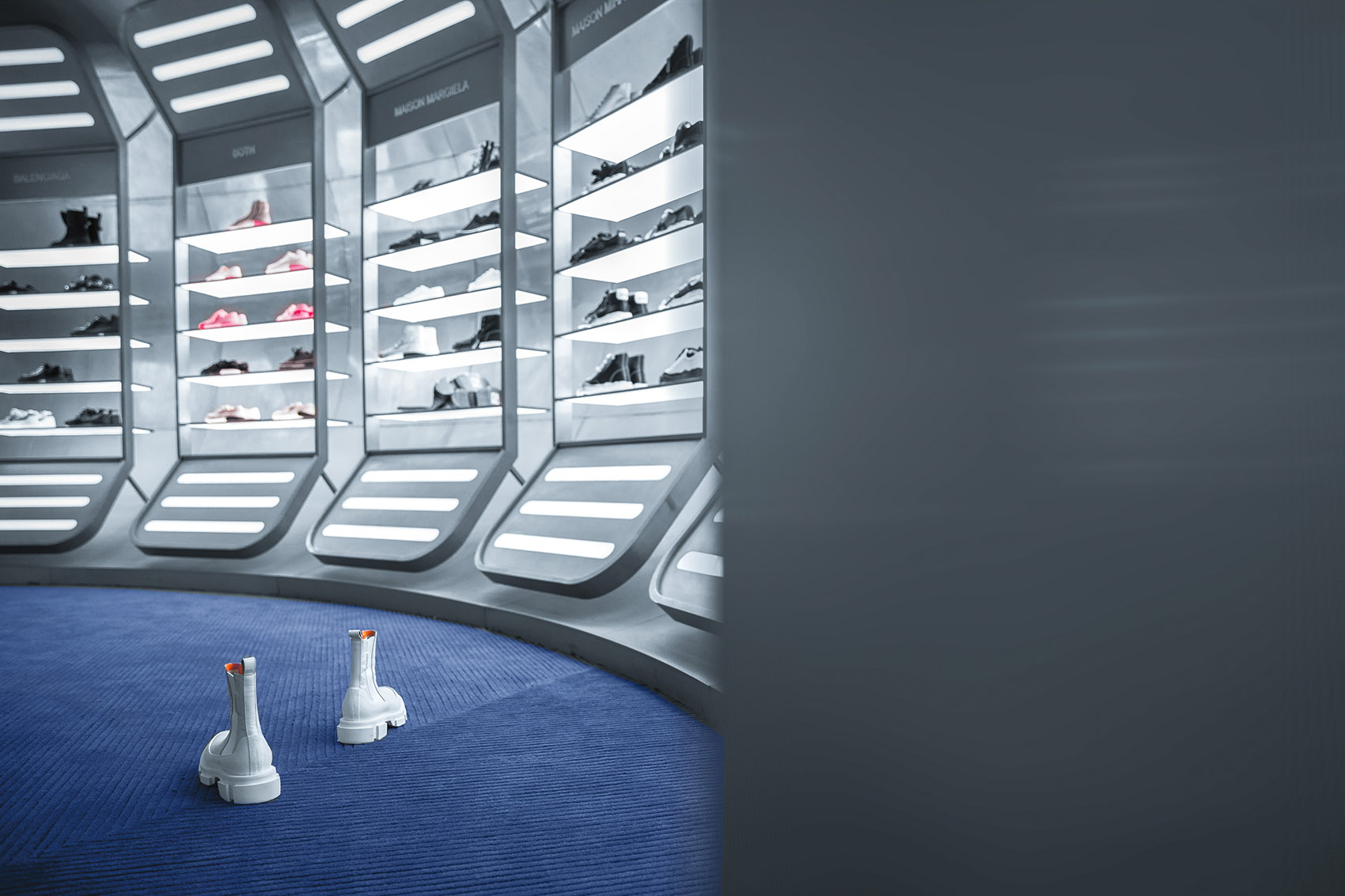 成都·MOON THE SPACE买手店设计 / 一己