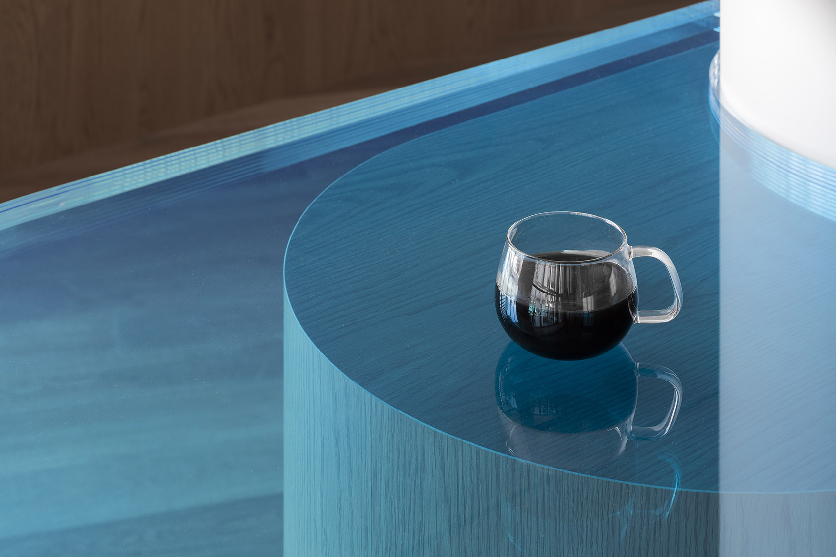 日本大阪·“Blue Bottle Coffee”蓝瓶咖啡厅(梅田茶屋町店) / I IN