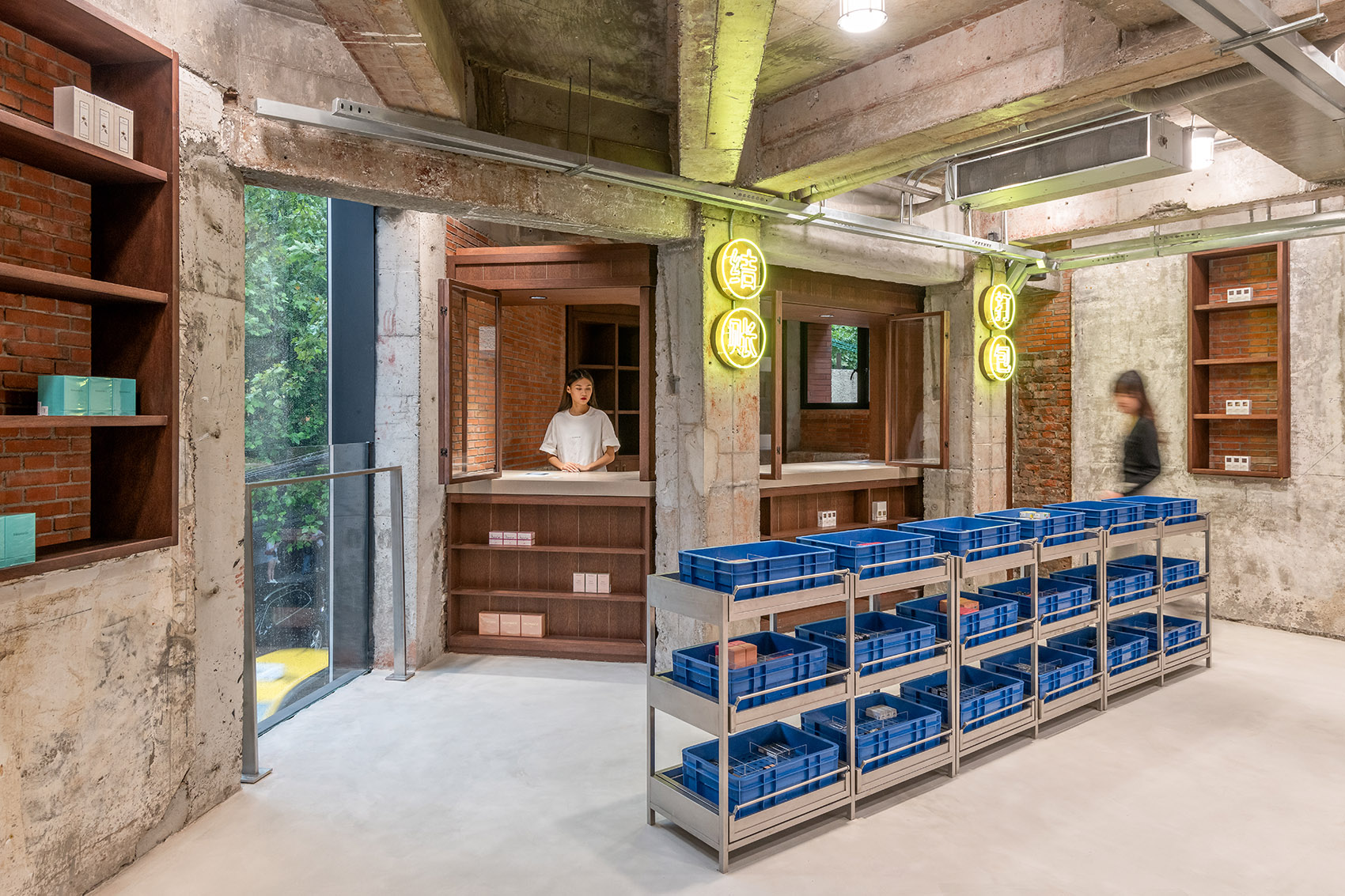 上海·“HARMAY話梅”美妆店(武康路)设计 / AIM恺慕