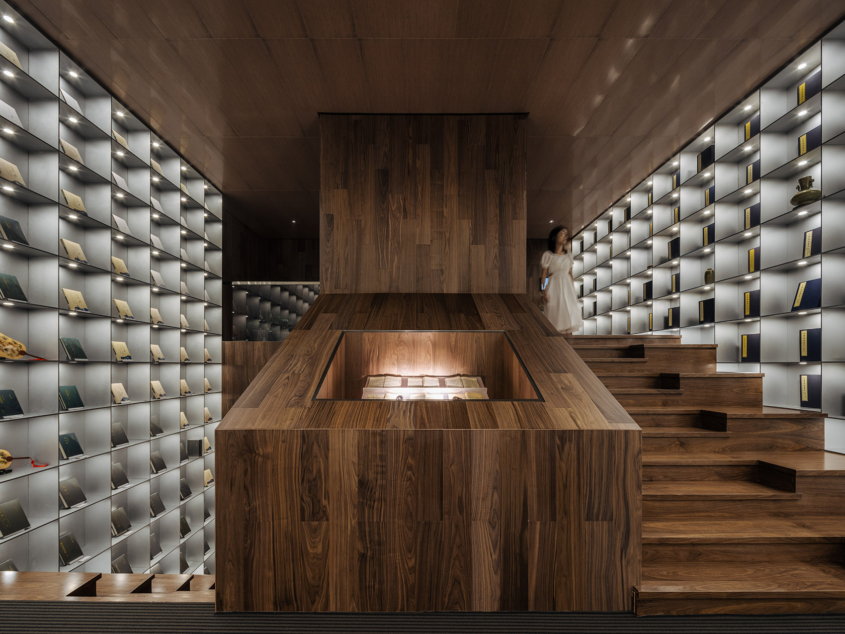 浙江台州·朵云书院(黄岩店) / Wutopia Lab