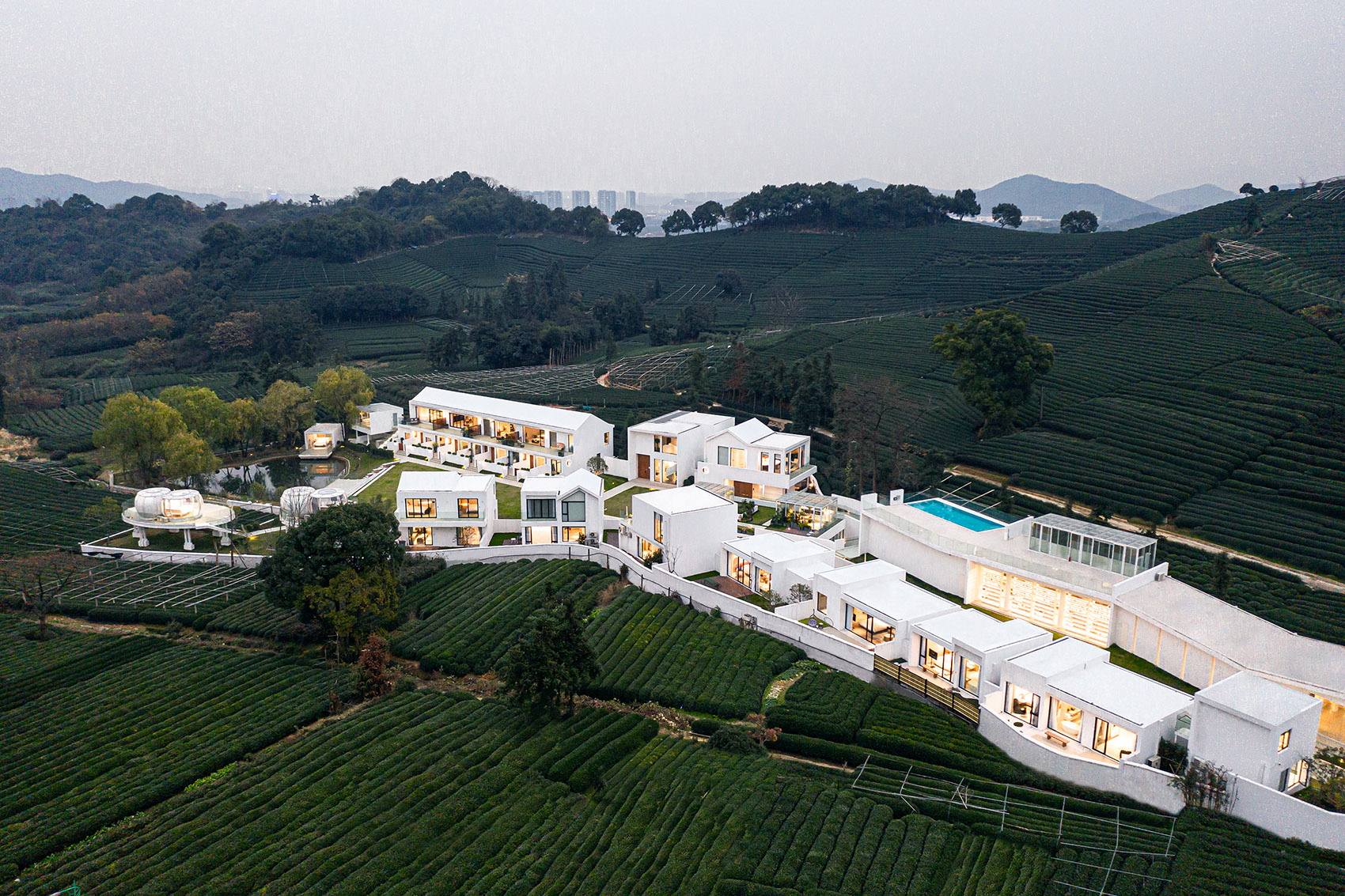 杭州·“陌领融郡”精品度假酒店设计 / 逸伦联创