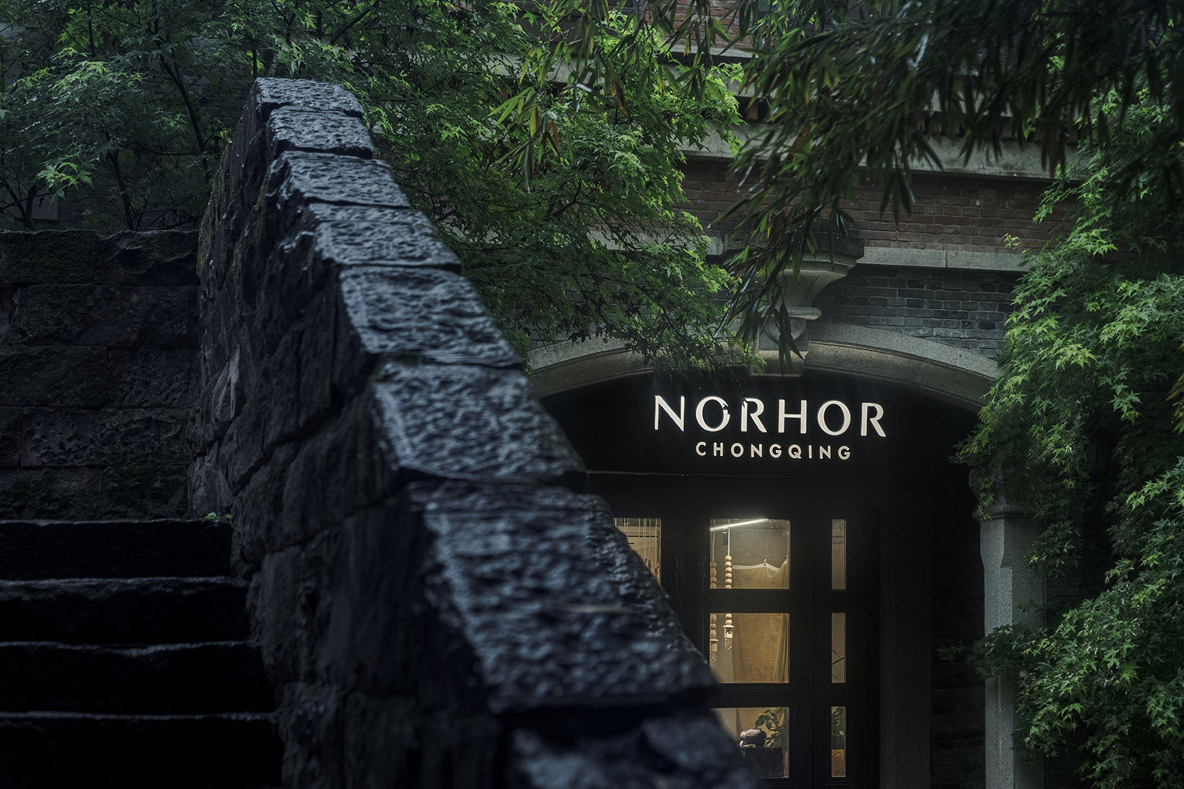 重庆·“NORHOR北欧表情”家居展厅设计 / 目心