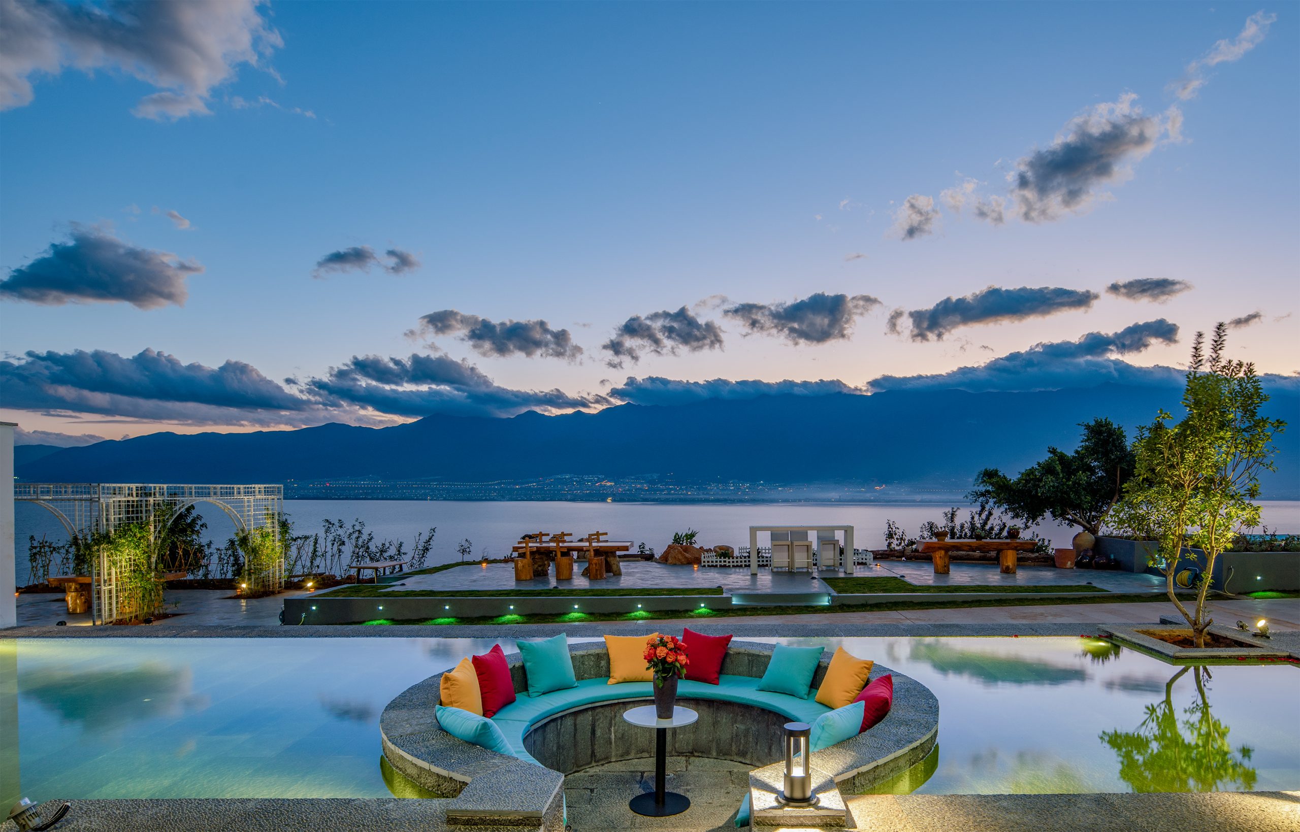 云南大理·“缦山一色”精品海景民宿设计