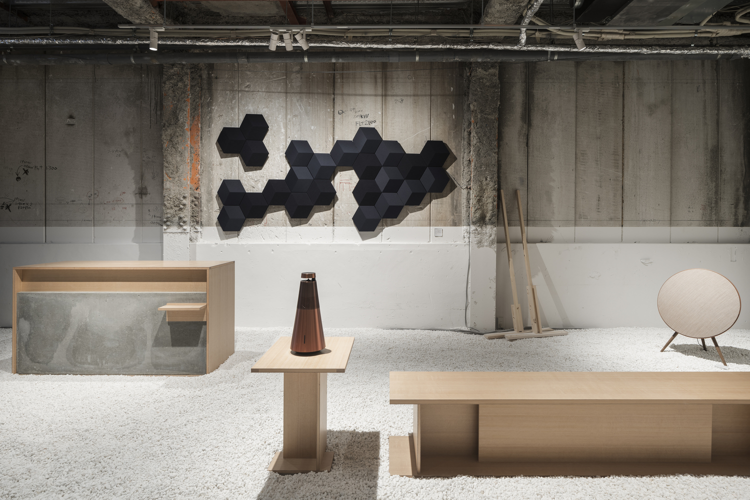 京都·Bang&Olufsen音响快闪店 / 关佑介