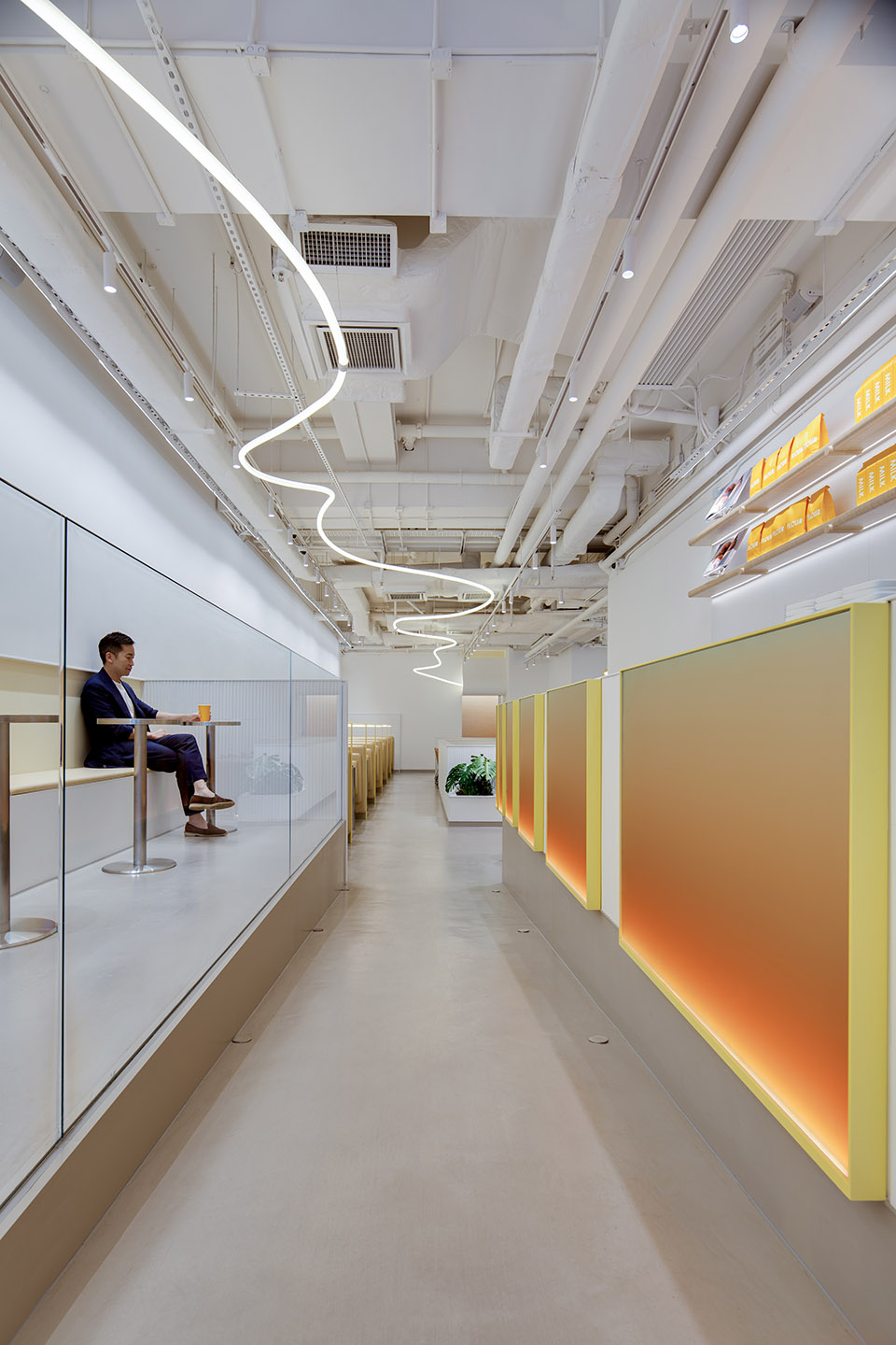 香港·“當文歷餅店”甜品店设计 / NCDA