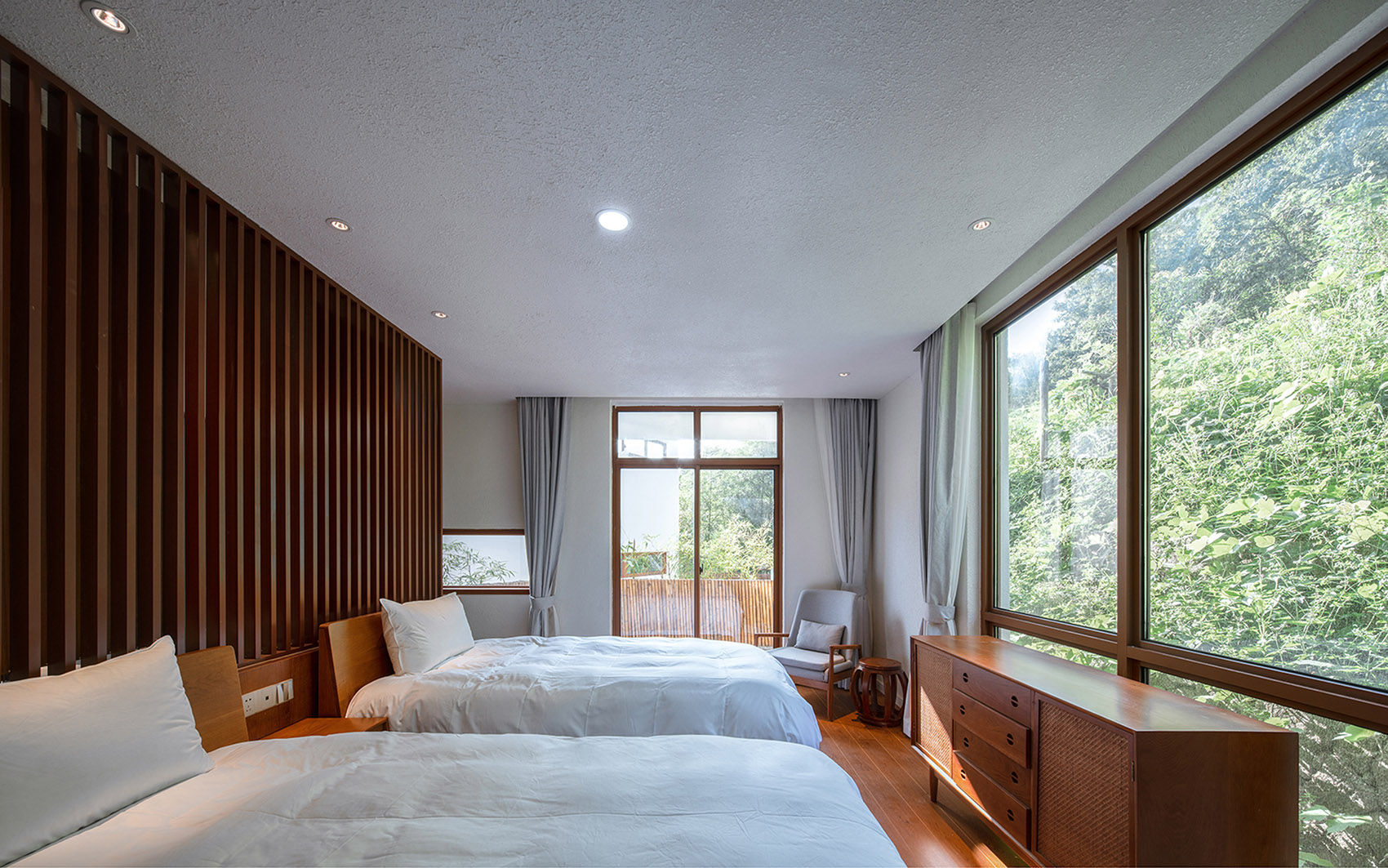 福建泉州·“古杏山舍”民宿设计 / 泛华&amp;回应
