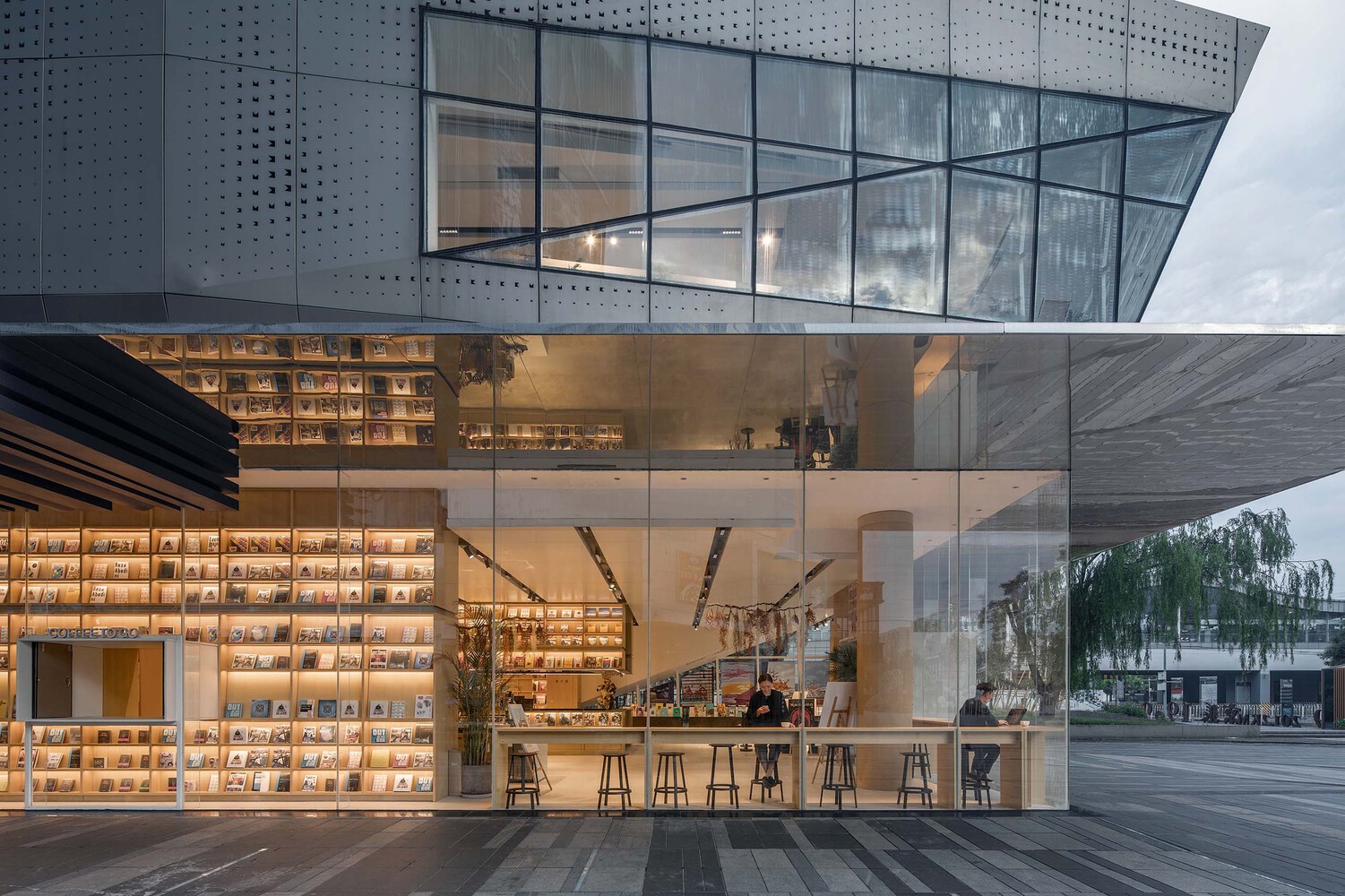 北京·PageOne书店设计 / OFFICE AIO