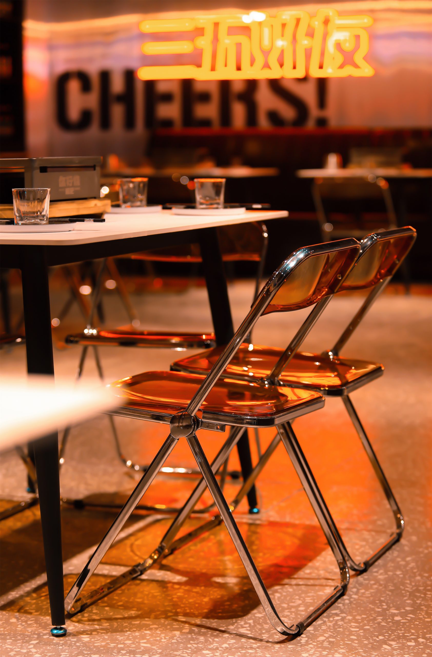 重庆·“你好烧烤吧”餐厅设计 / 空袋子