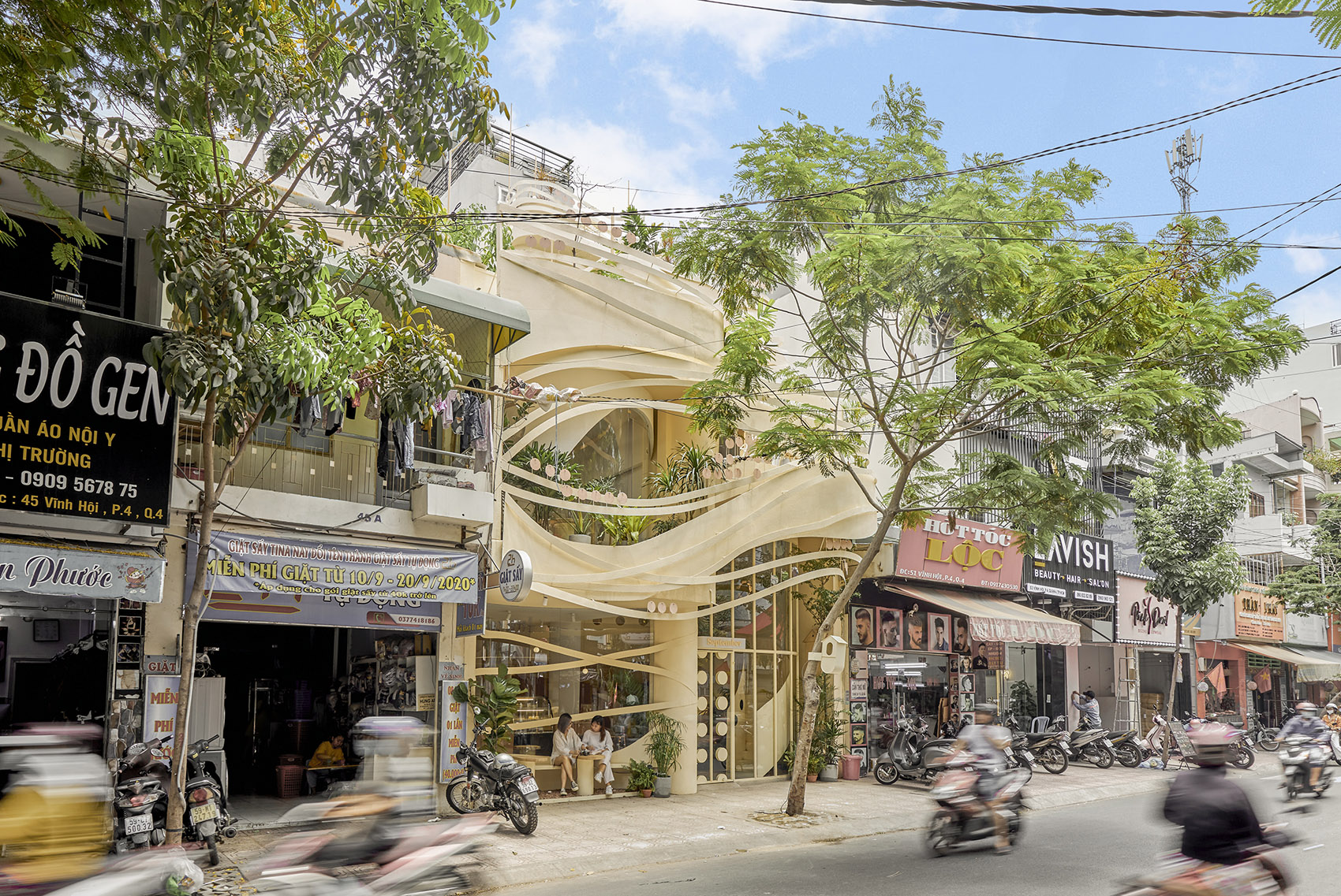 越南胡志明市·September品牌咖啡厅设计 / Red5&amp;Ben Decor