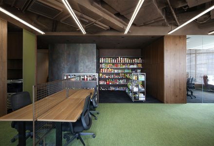 王牌创新-办公室空间设计 · 上海 | 树獭建筑