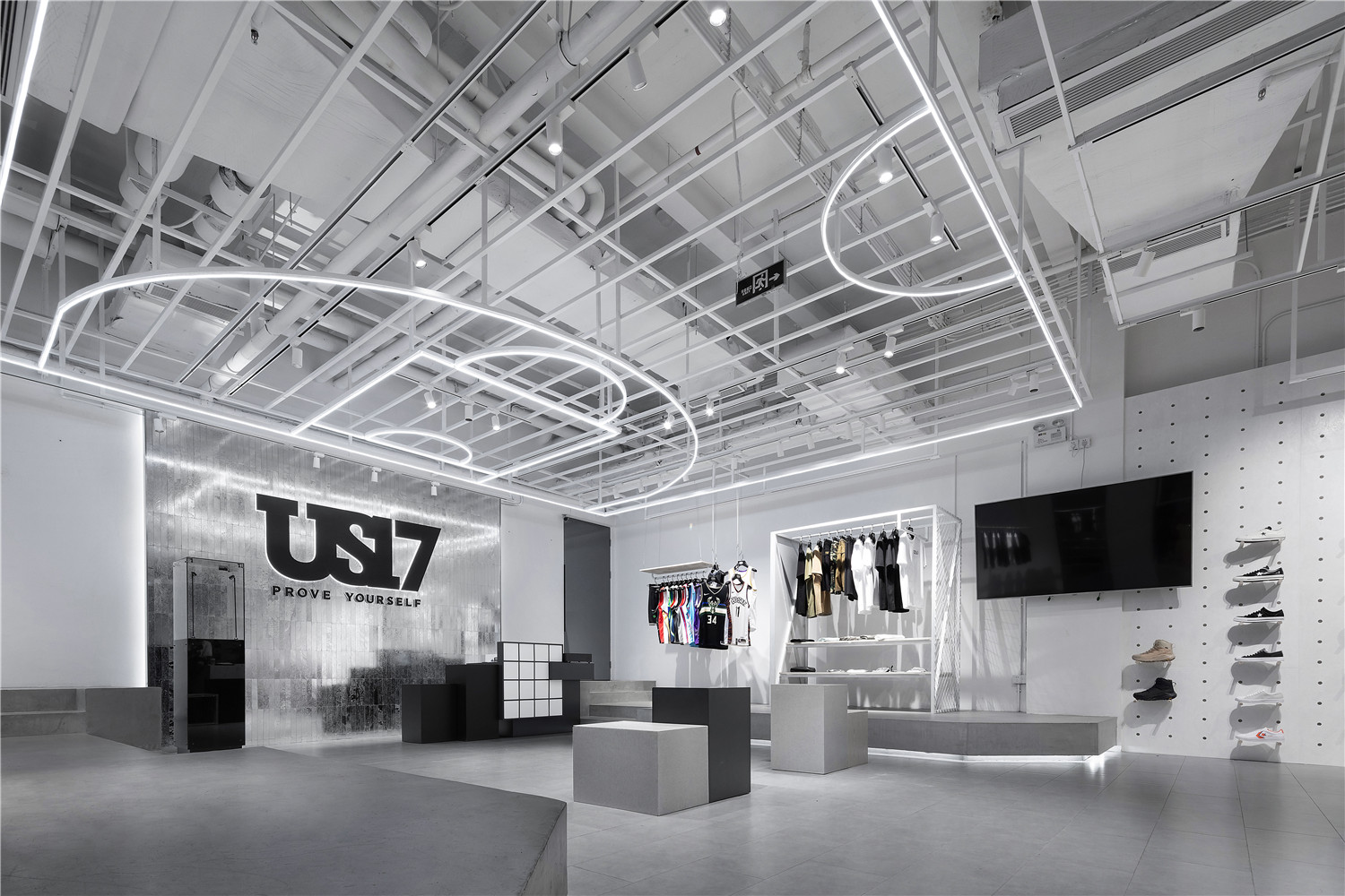 深圳·US17潮牌店(深业上城店) / TRID添睿