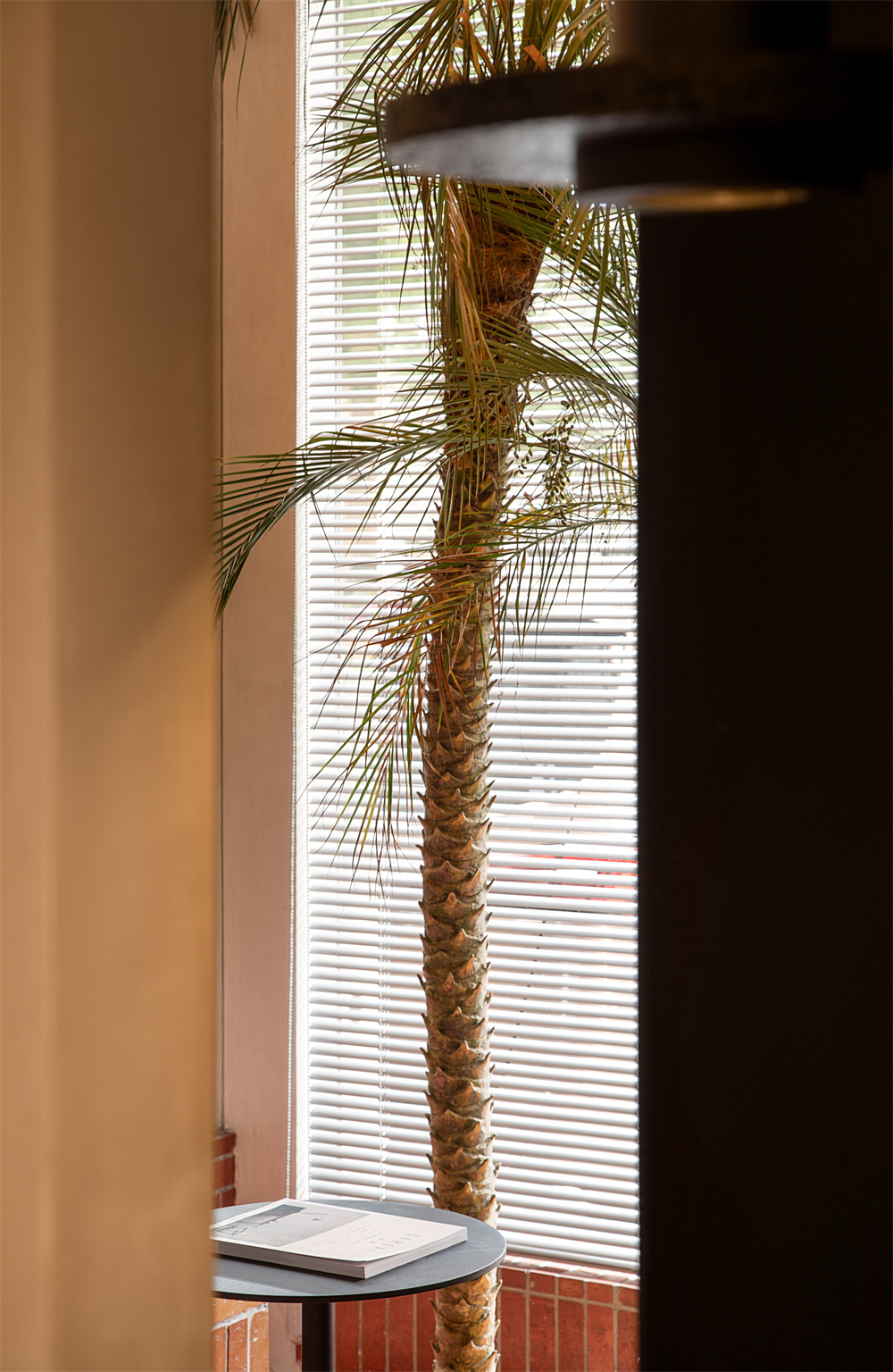 太原·WEI STUFF女装店设计 / 末染