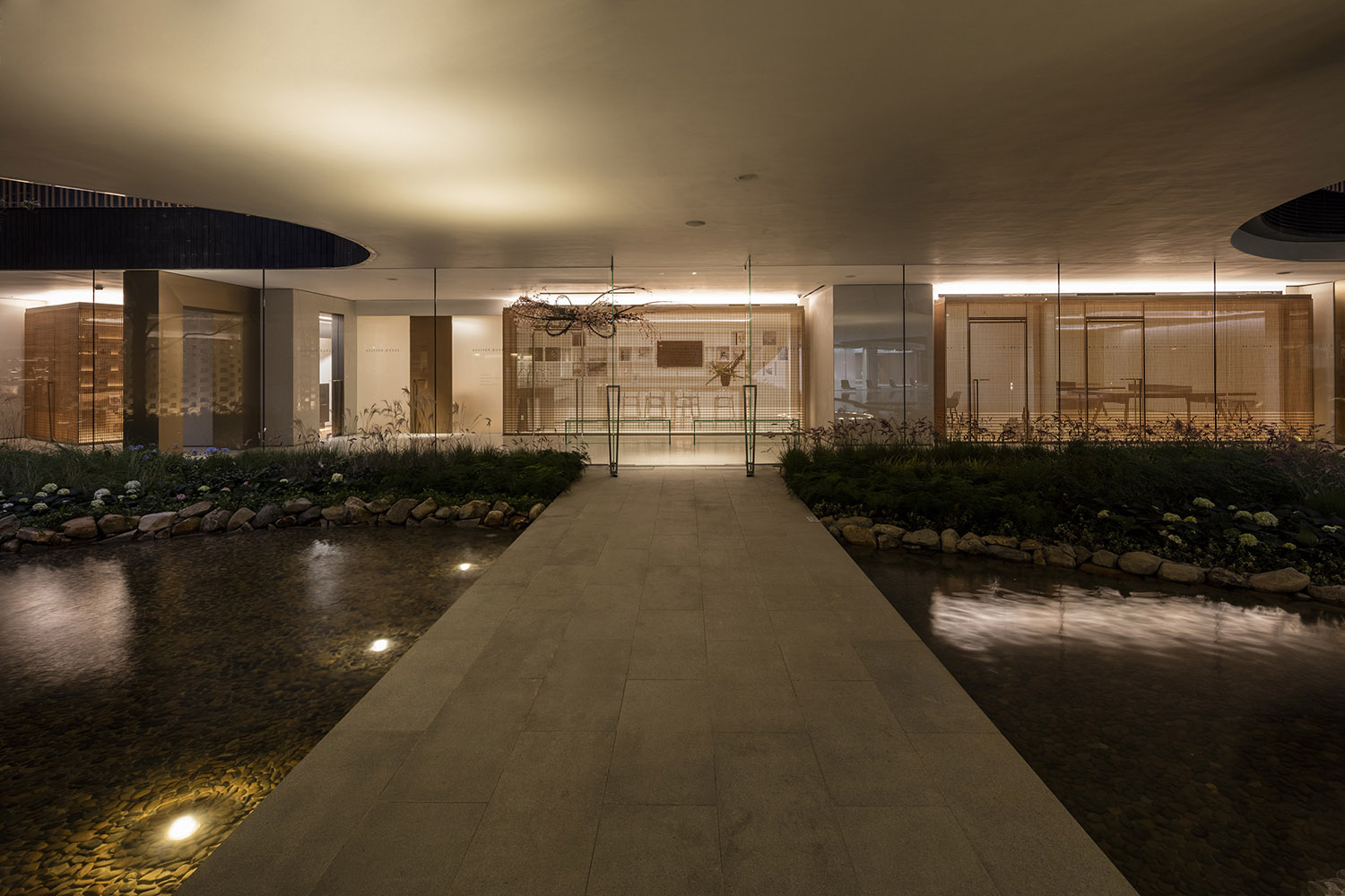 香港·Fleur Pavilia高档公寓会所及门厅设计