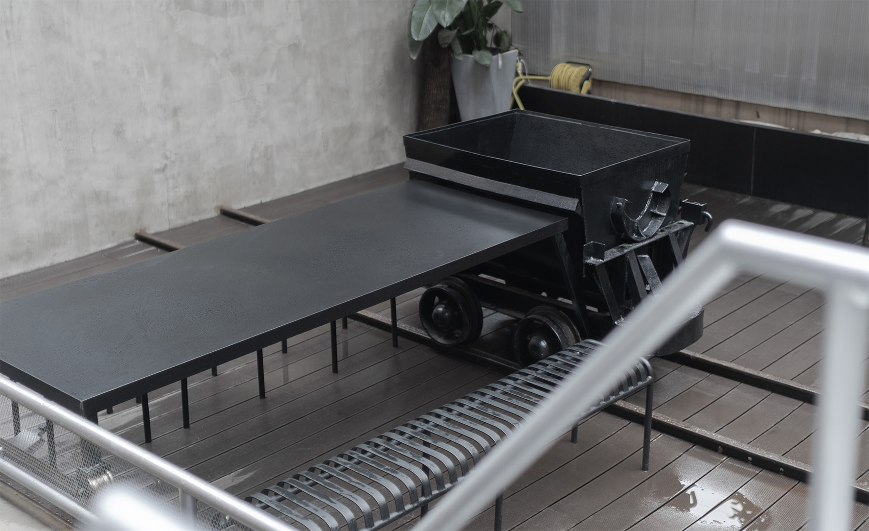 武汉·COZMINE线下集合店设计 / 外物