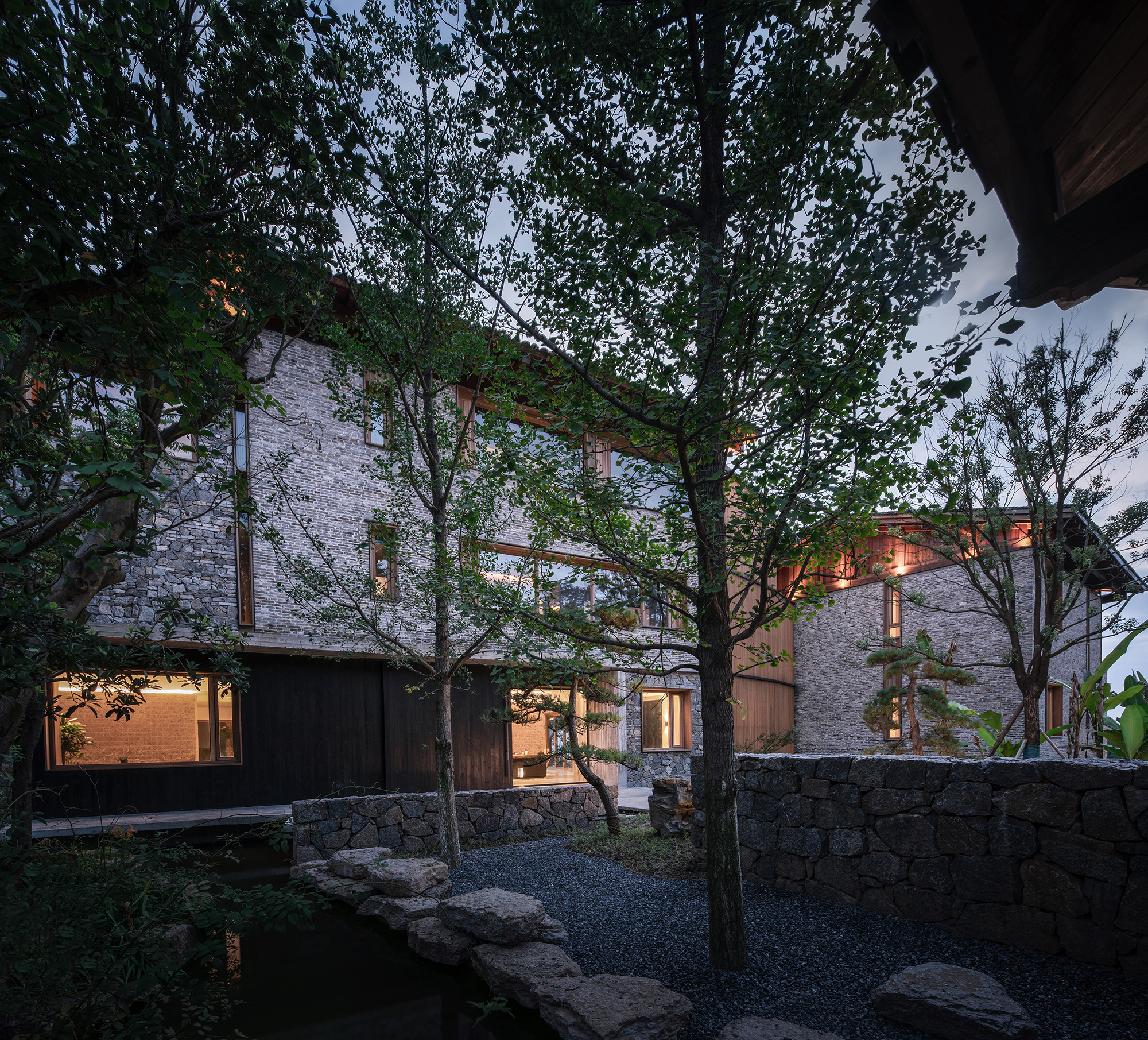 张家界·马儿山燕儿窝民宿 / 尌林建筑