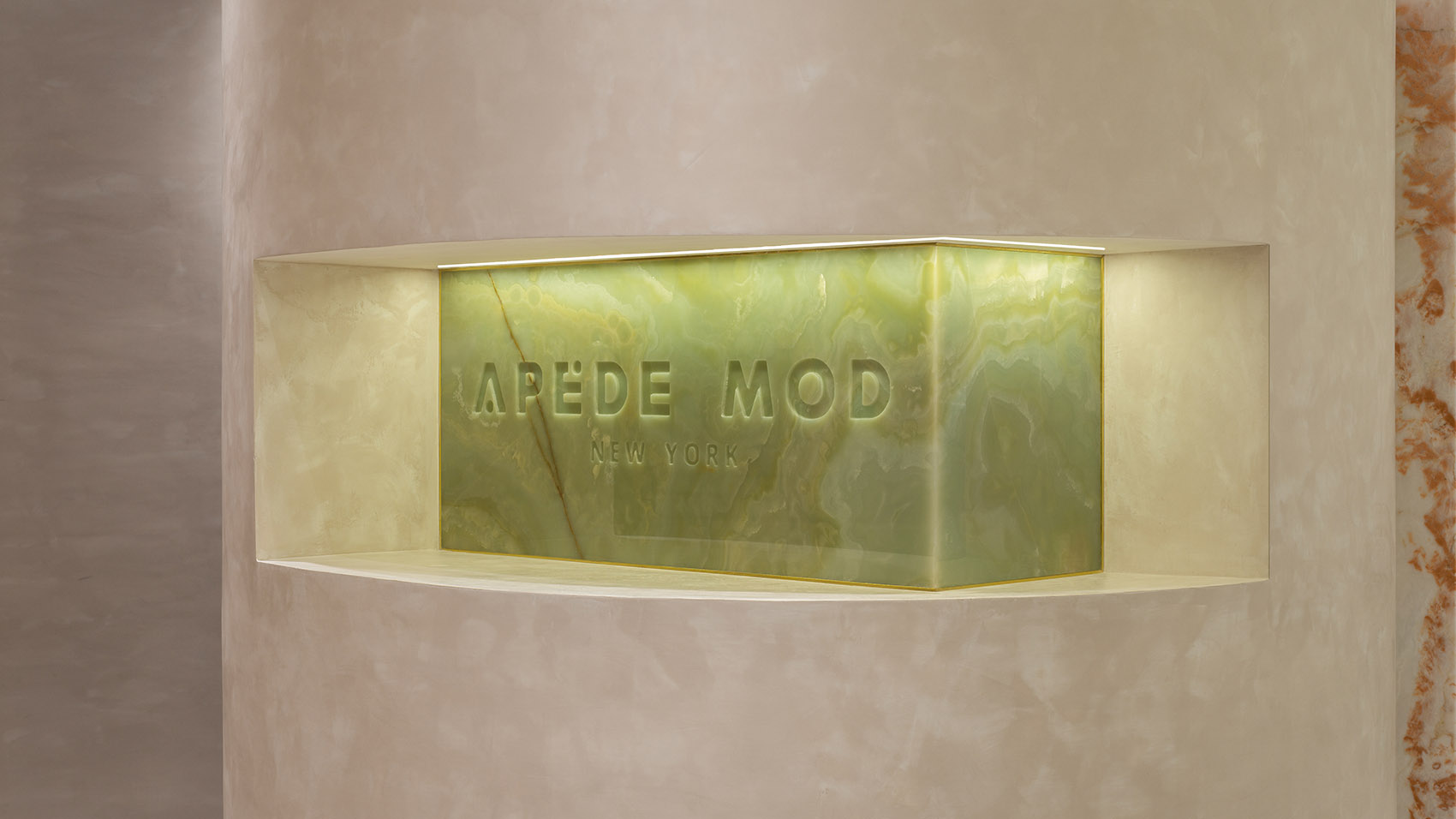 上海·APEDE MOD旗舰店设计 / Say Architects