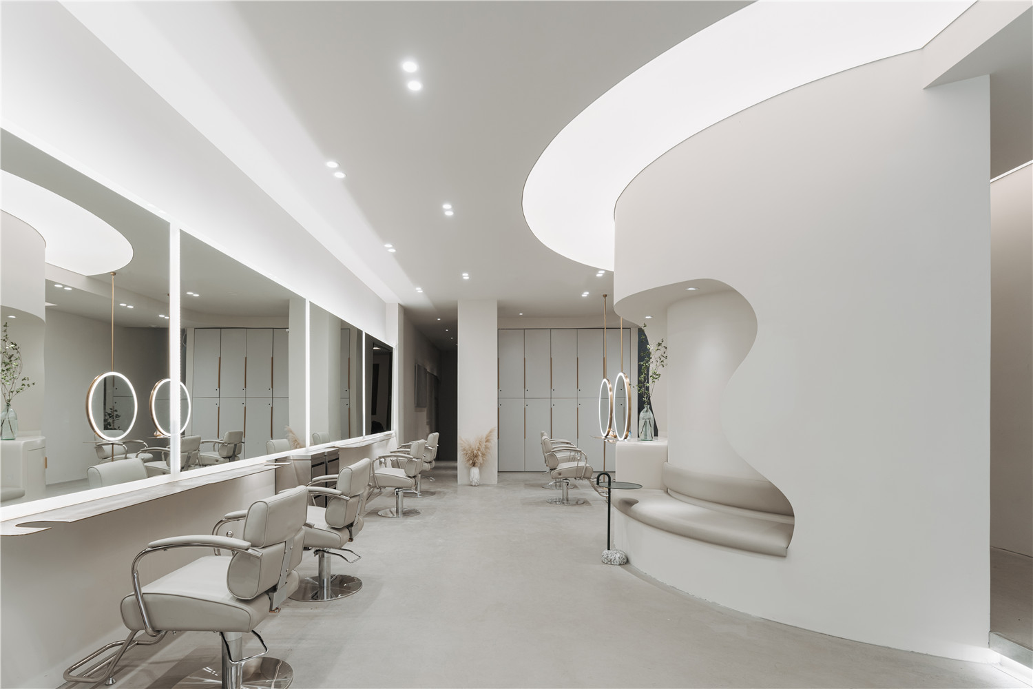 上海·A SURPRISE TO YOU美发店设计