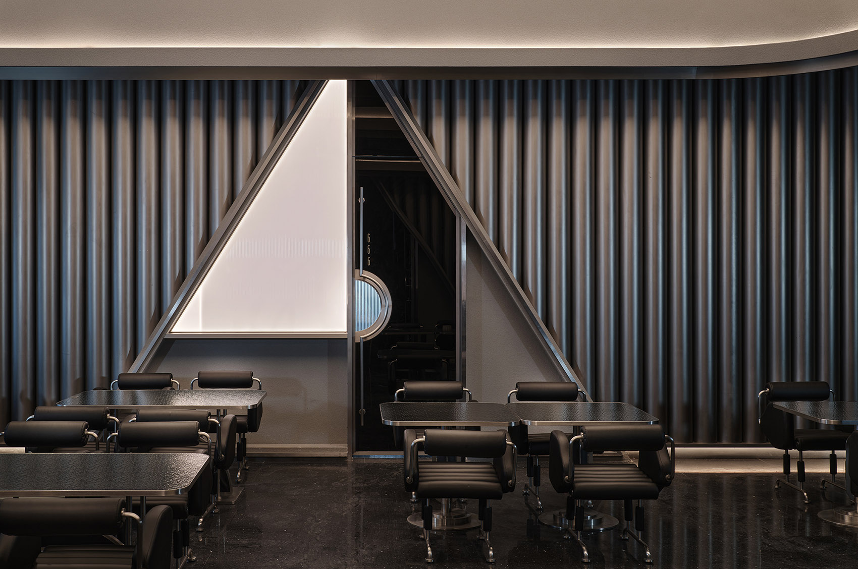 杭州·GUI酒吧餐厅设计 / PIG DESIGN