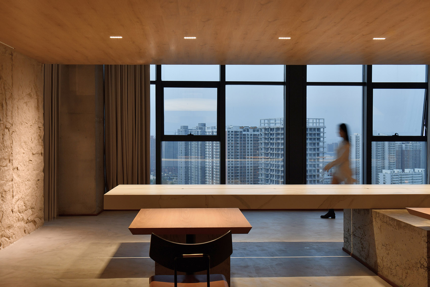 太原·“营造街巷—HANROW WOOD”木作展厅设计 / HOOOLDESIGN