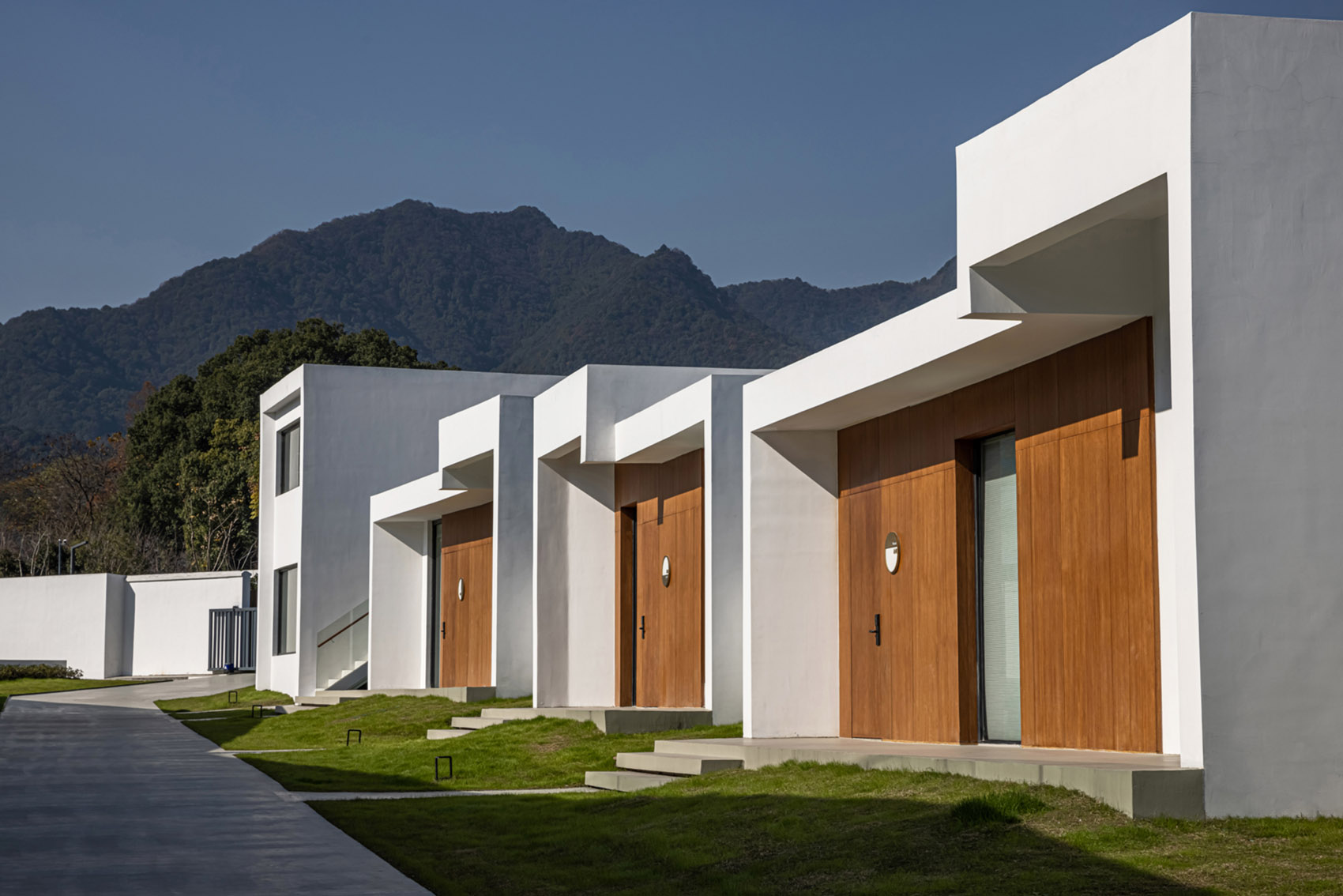 杭州·“陌领融郡”精品度假酒店设计 / 逸伦联创