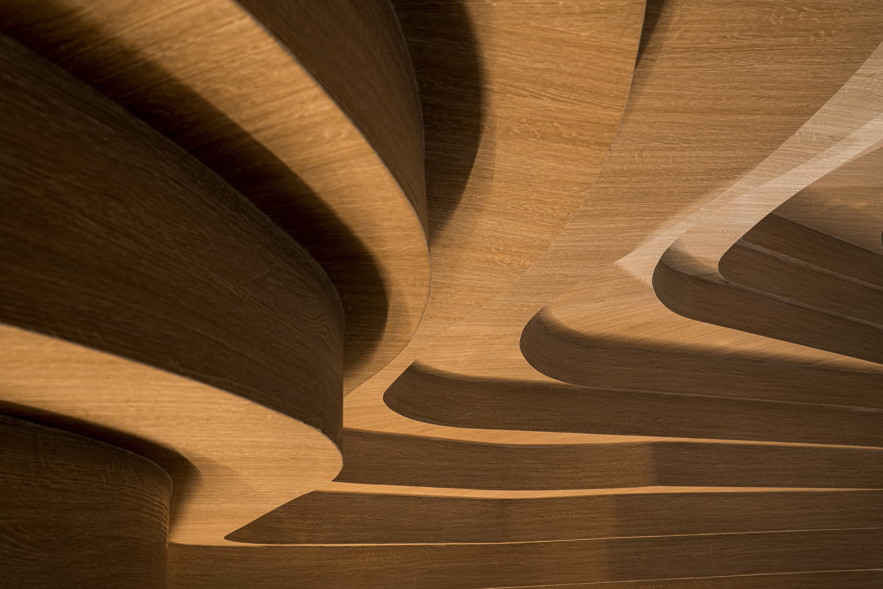 成都·“萬蔚”精品餐厅设计(COSMO店) / IN.X屋里门外