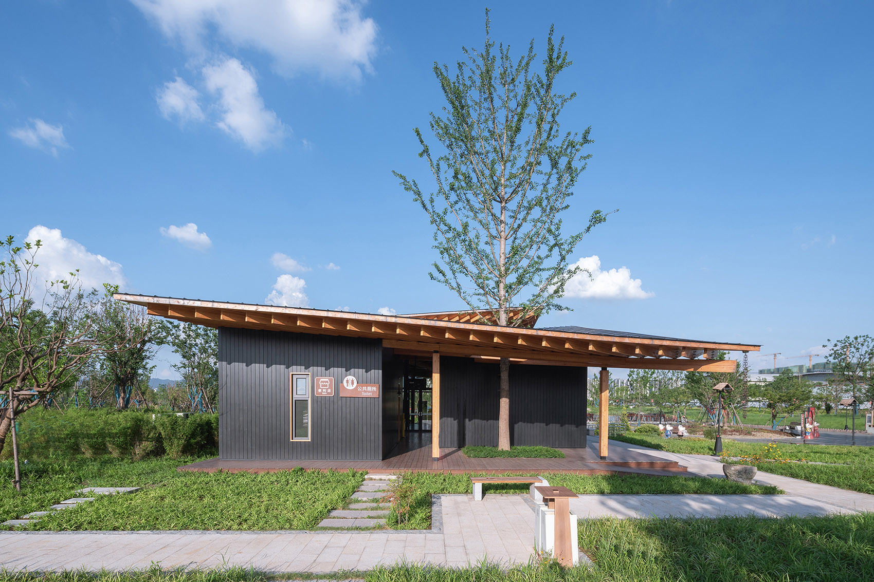 杭州·“阳陂湖湿地”接待中心设计 / 尌林建筑