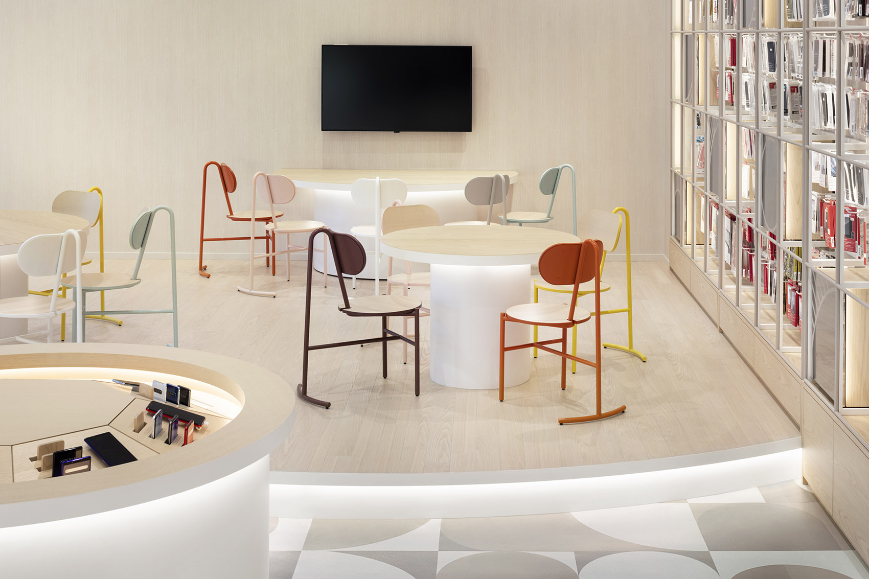 日本·docomo新零售体验店设计 / nendo