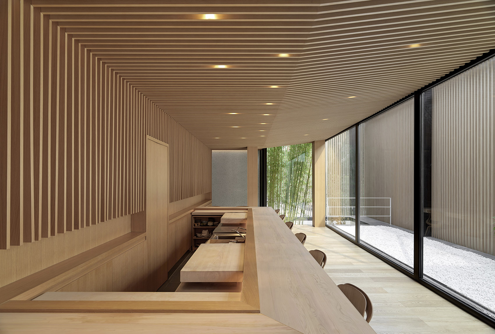 北京·“THE CORNER顺源里十四号”日式酒吧餐厅