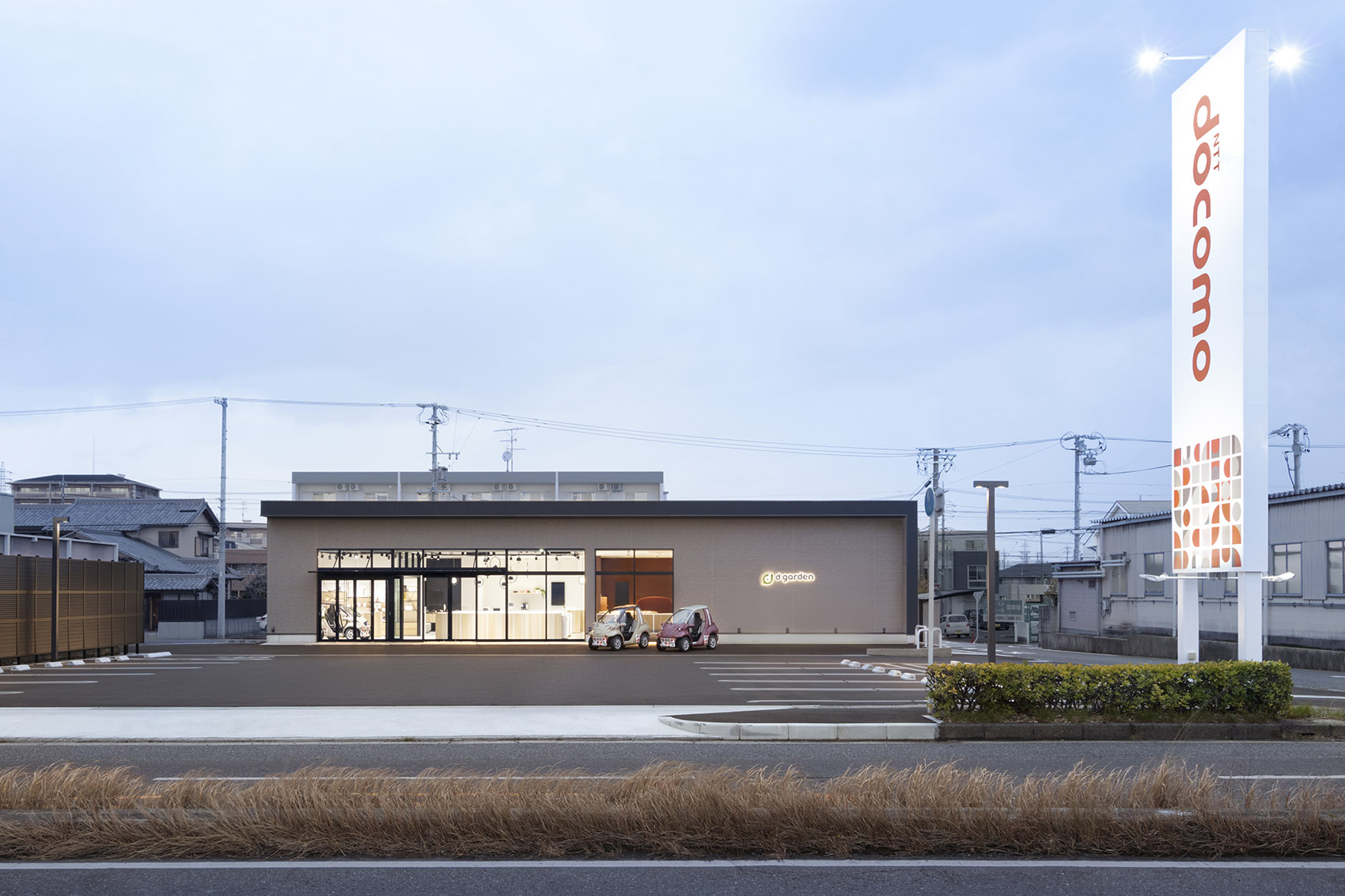 日本·docomo新零售体验店设计 / nendo