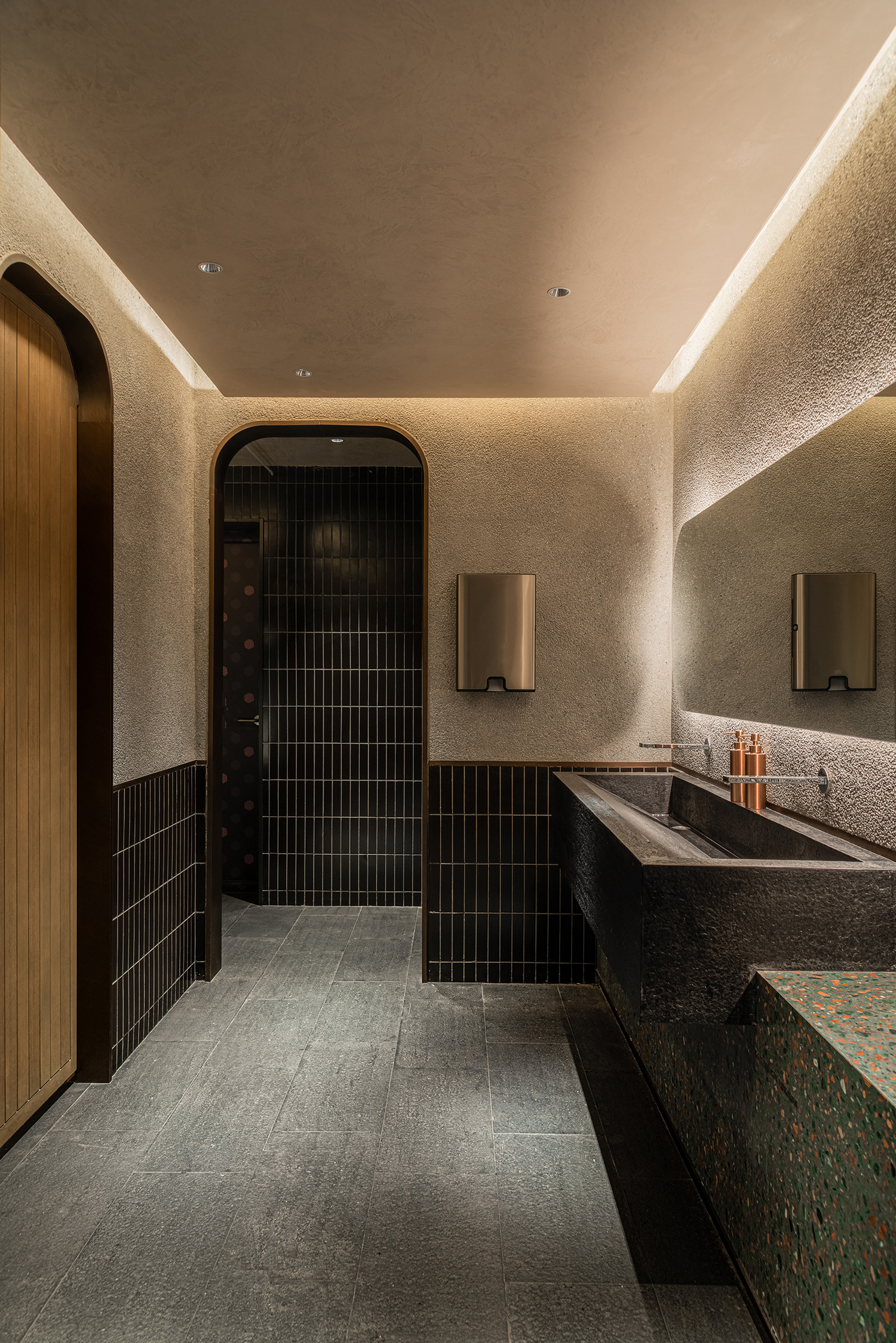 北京·“粤食佳”品牌餐厅设计 / IN·X屋里门外