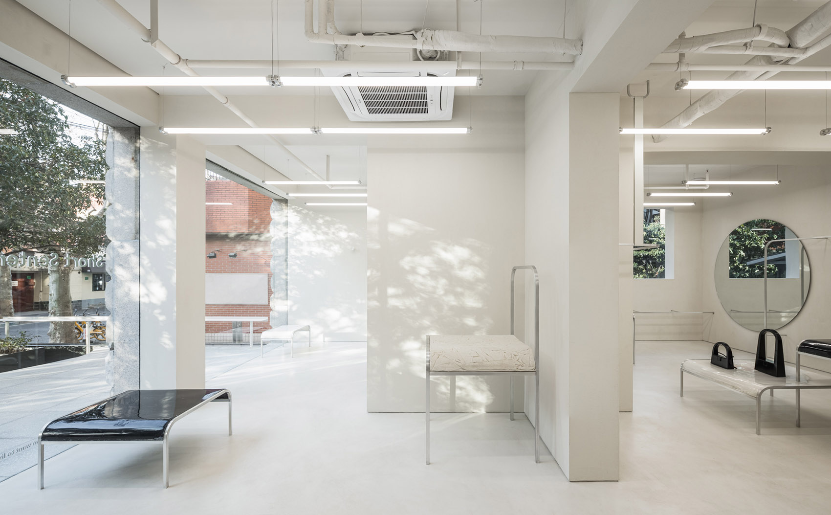 上海·“Short Sentence短句”服装店设计 / AIM 恺慕