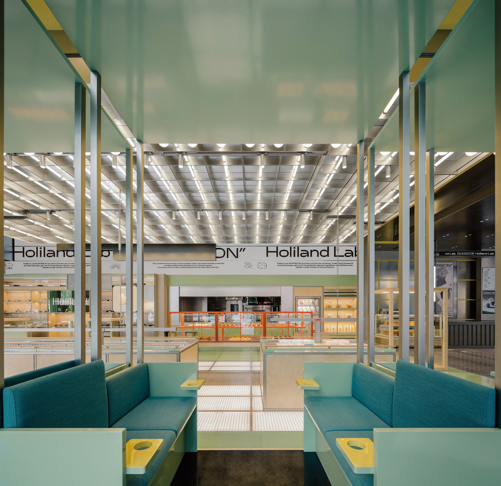 南京·“Holiland好利来”(建邺吾悦Lab店) / Sò Studio