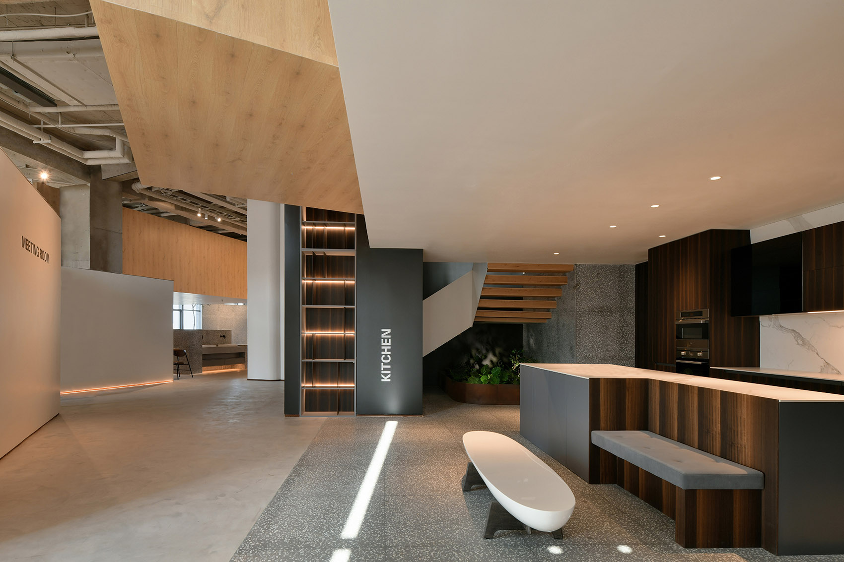 太原·“营造街巷—HANROW WOOD”木作展厅设计 / HOOOLDESIGN