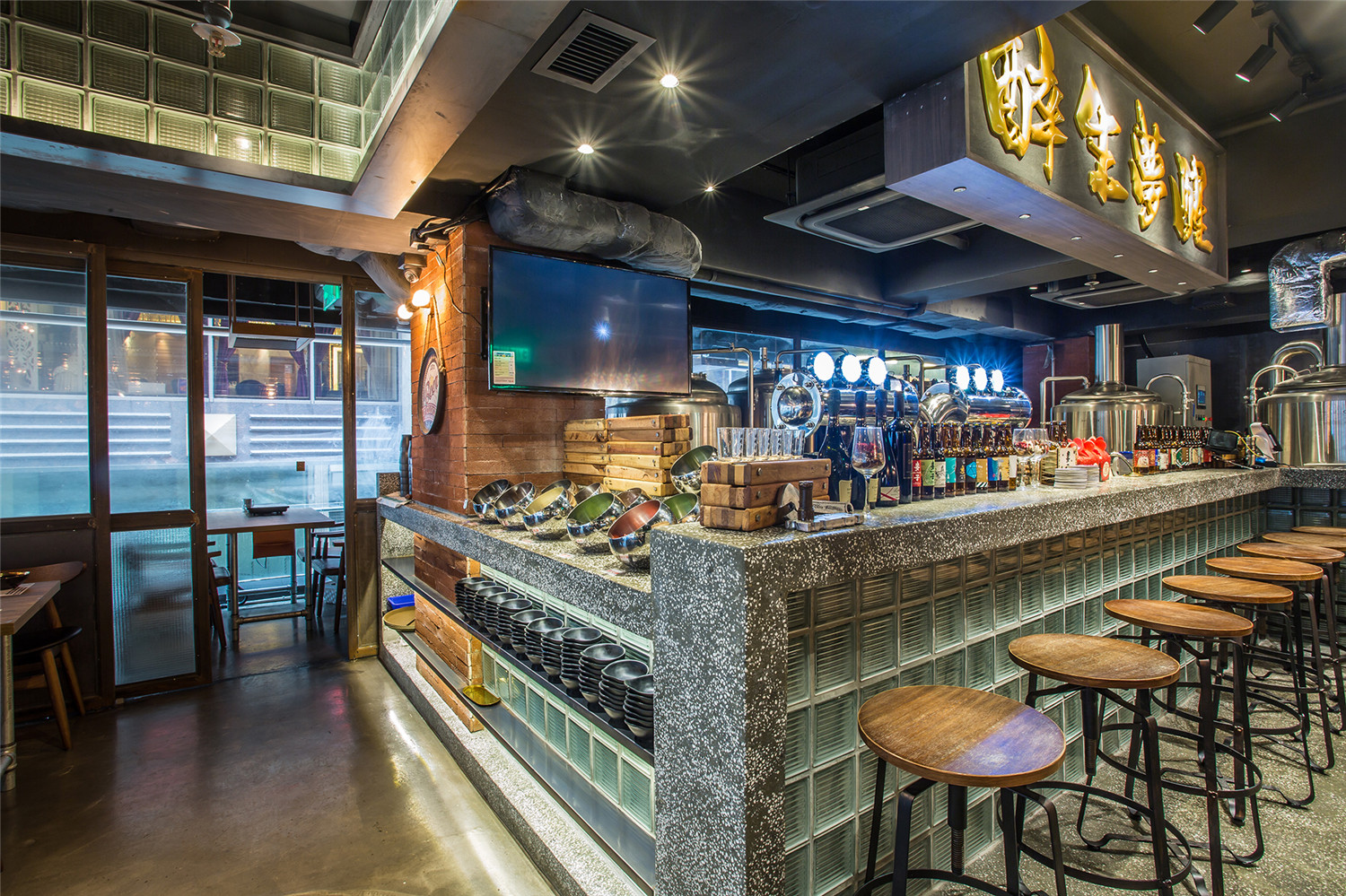 香港·616麦子牛肉火锅酒吧餐厅