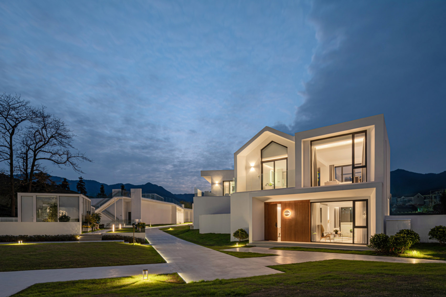 杭州·“陌领融郡”精品度假酒店设计 / 逸伦联创