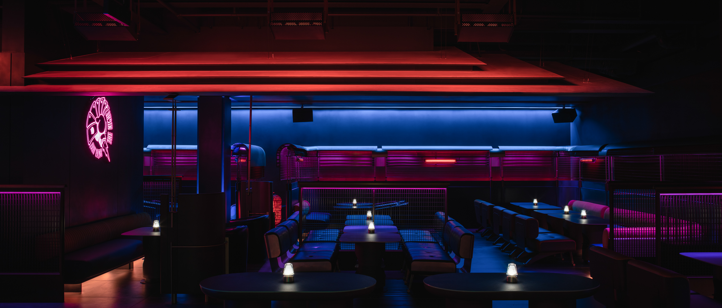 成都·“贰麻”酒馆设计(太古里店) / HDC蜂鸟