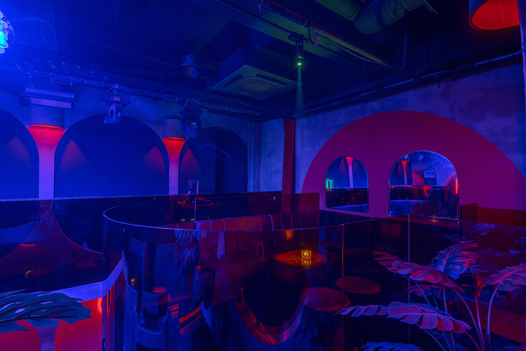 武汉·MOLLY CLUB餐饮娱乐空间 / 间禾建筑