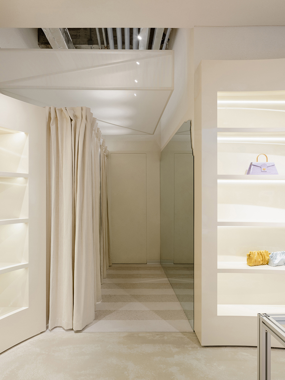 上海·LOOKNOW买手店设计 / Sò Studio