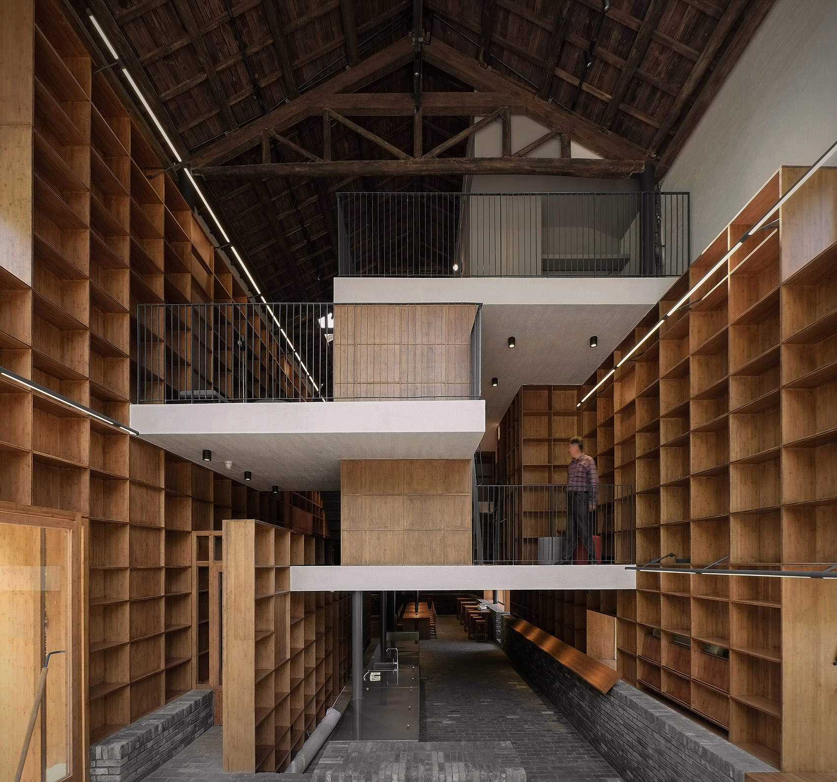 浙江桐庐青龙坞·“言几又”乡村胶囊旅社书店