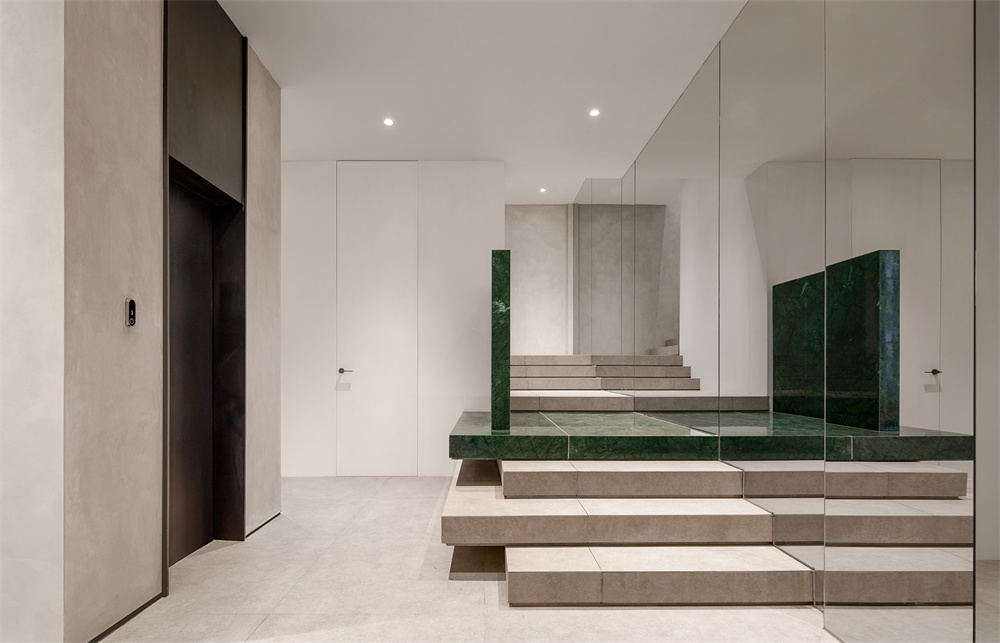 太原·WEI STUFF女装店设计 / 末染