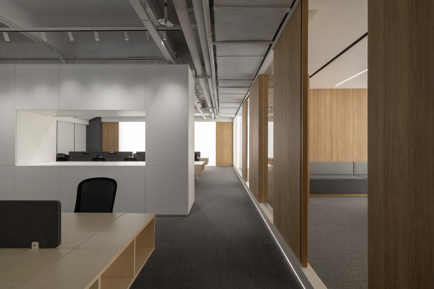 广州·“九毛九”集团办公室设计 / 壹所