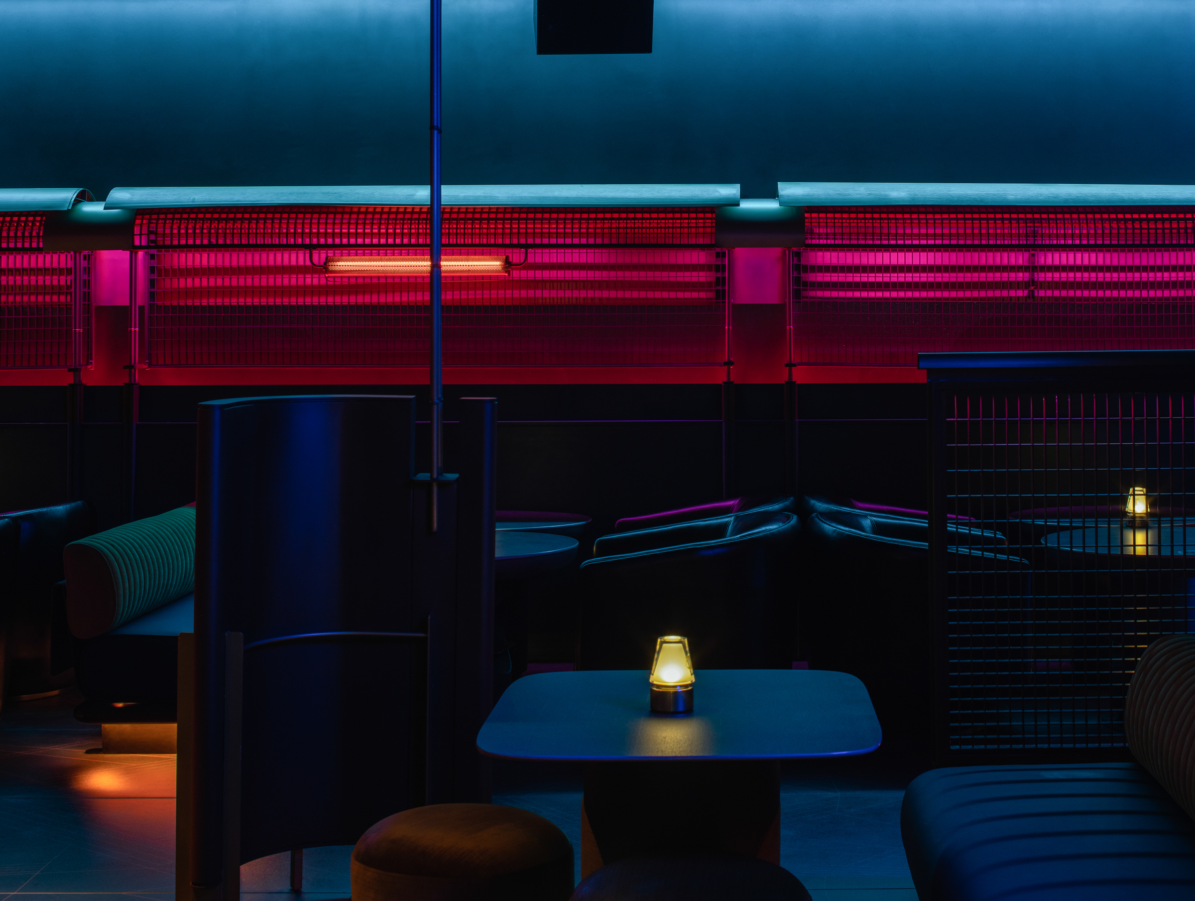 成都·“贰麻”酒馆设计(太古里店) / HDC蜂鸟