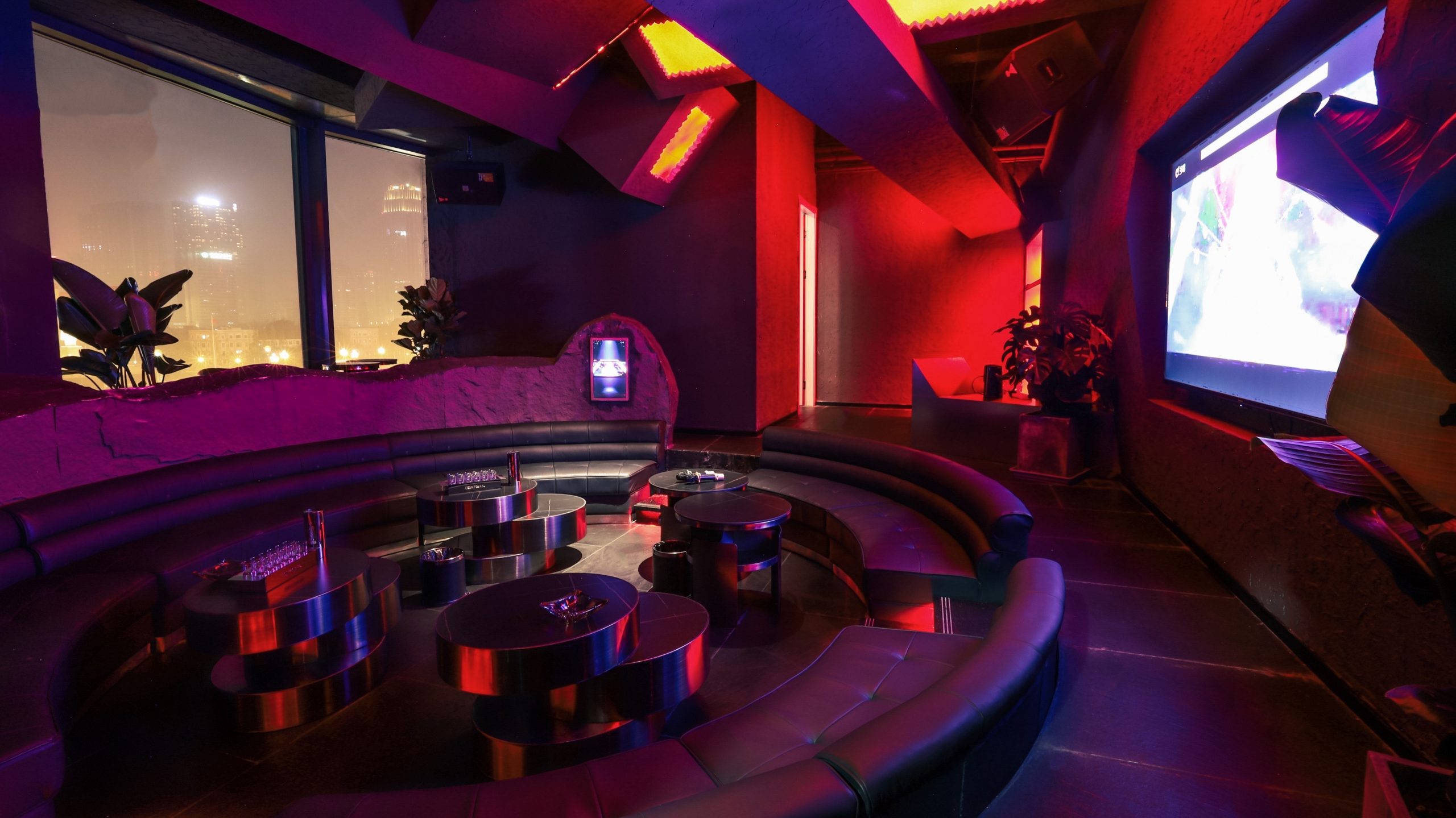 成都·CENTRAL CLUB夜店设计 / WOOTON DESIGNERS