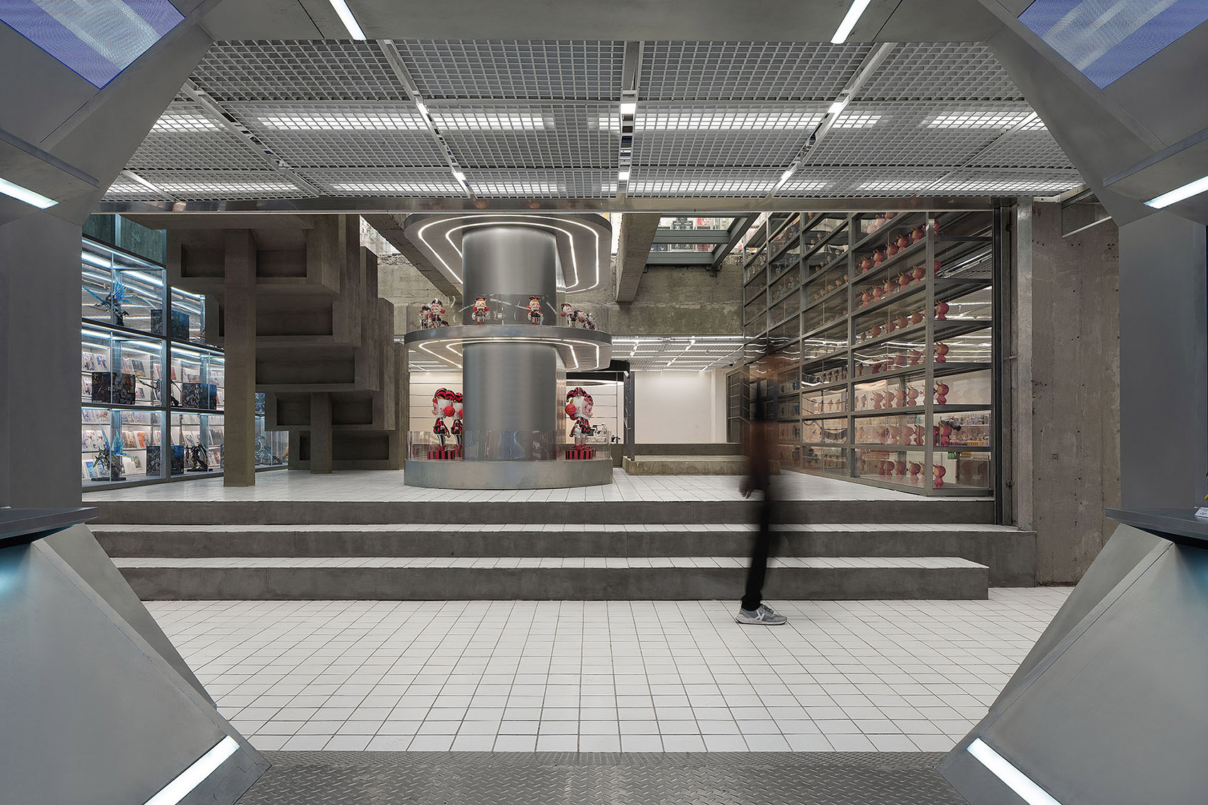 上海·X11潮玩集合全球旗舰店 / BloomDesign