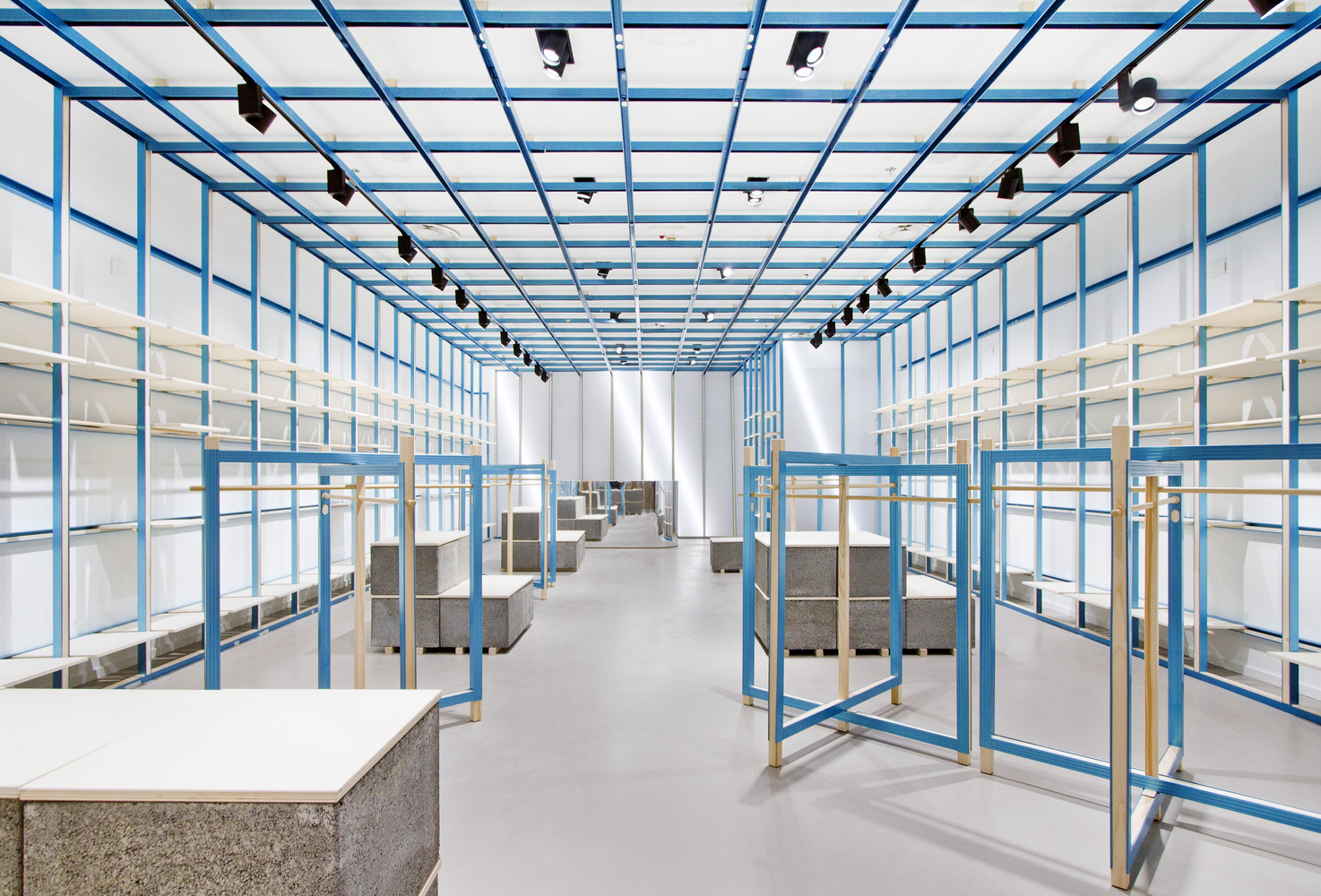 ON-OFF可逆商店 · 意大利 | Francesca Perani Enterprise + Bloomscape Architecture