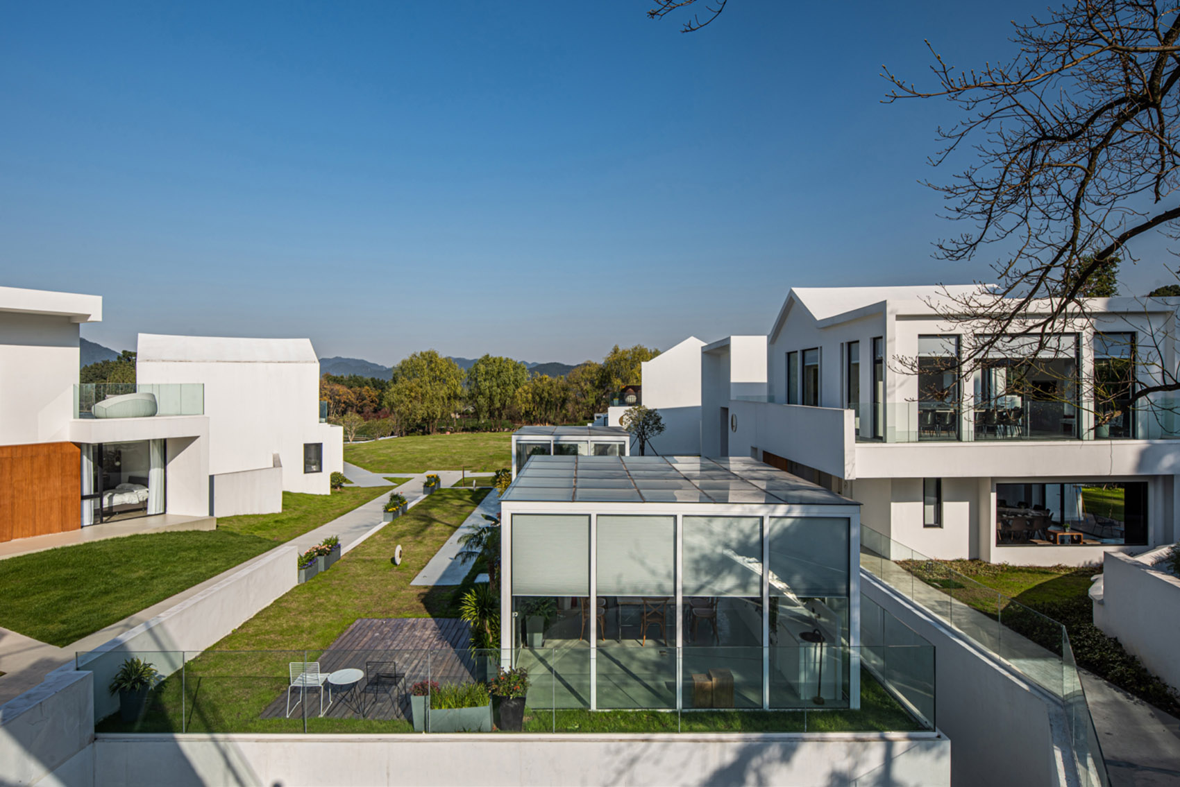 杭州·“陌领融郡”精品度假酒店设计 / 逸伦联创