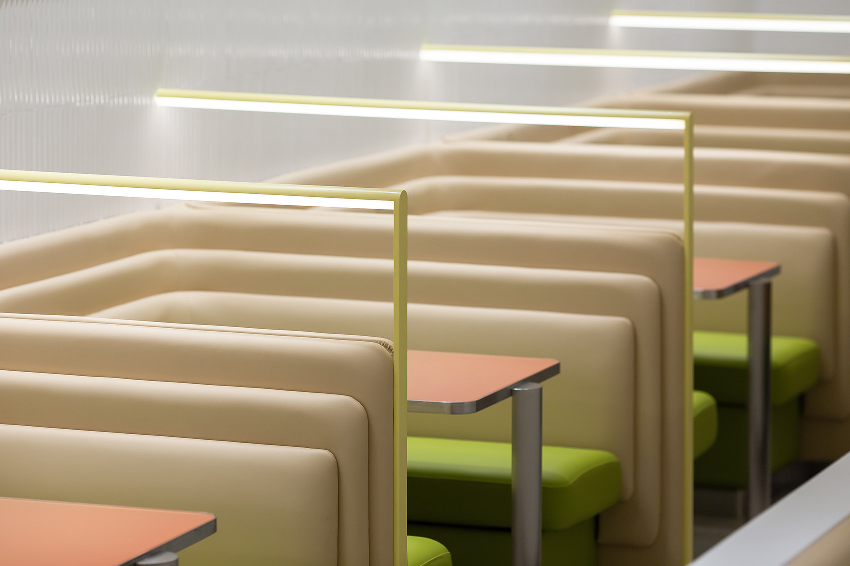 香港·“當文歷餅店”甜品店设计 / NCDA