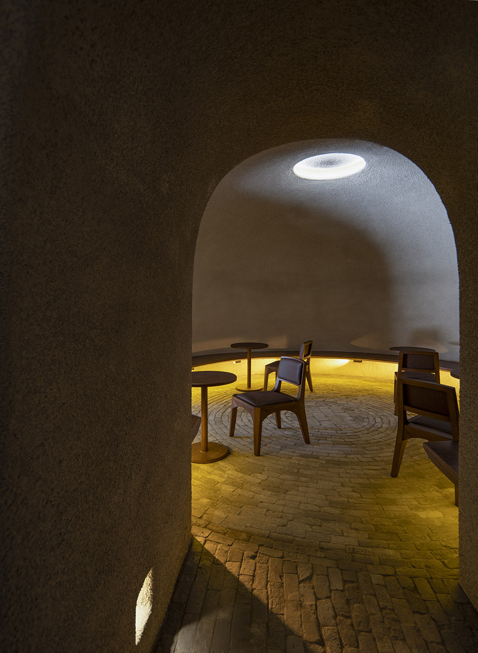 郑州·“眷茶”品牌茶饮店设计 / 徽宗