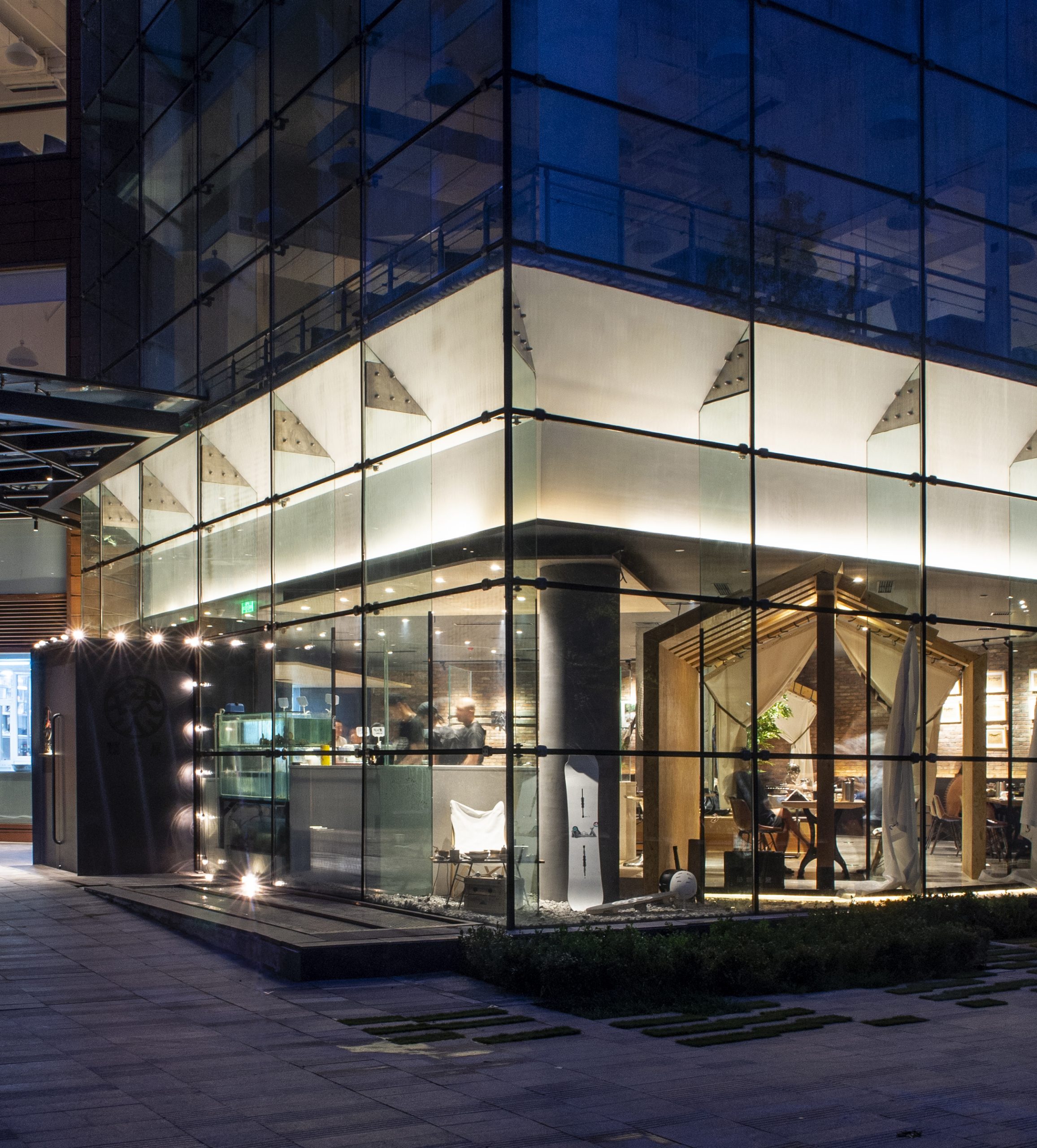 北京·“燃炙屋”日料餐厅设计 / AND LAB纳间建筑