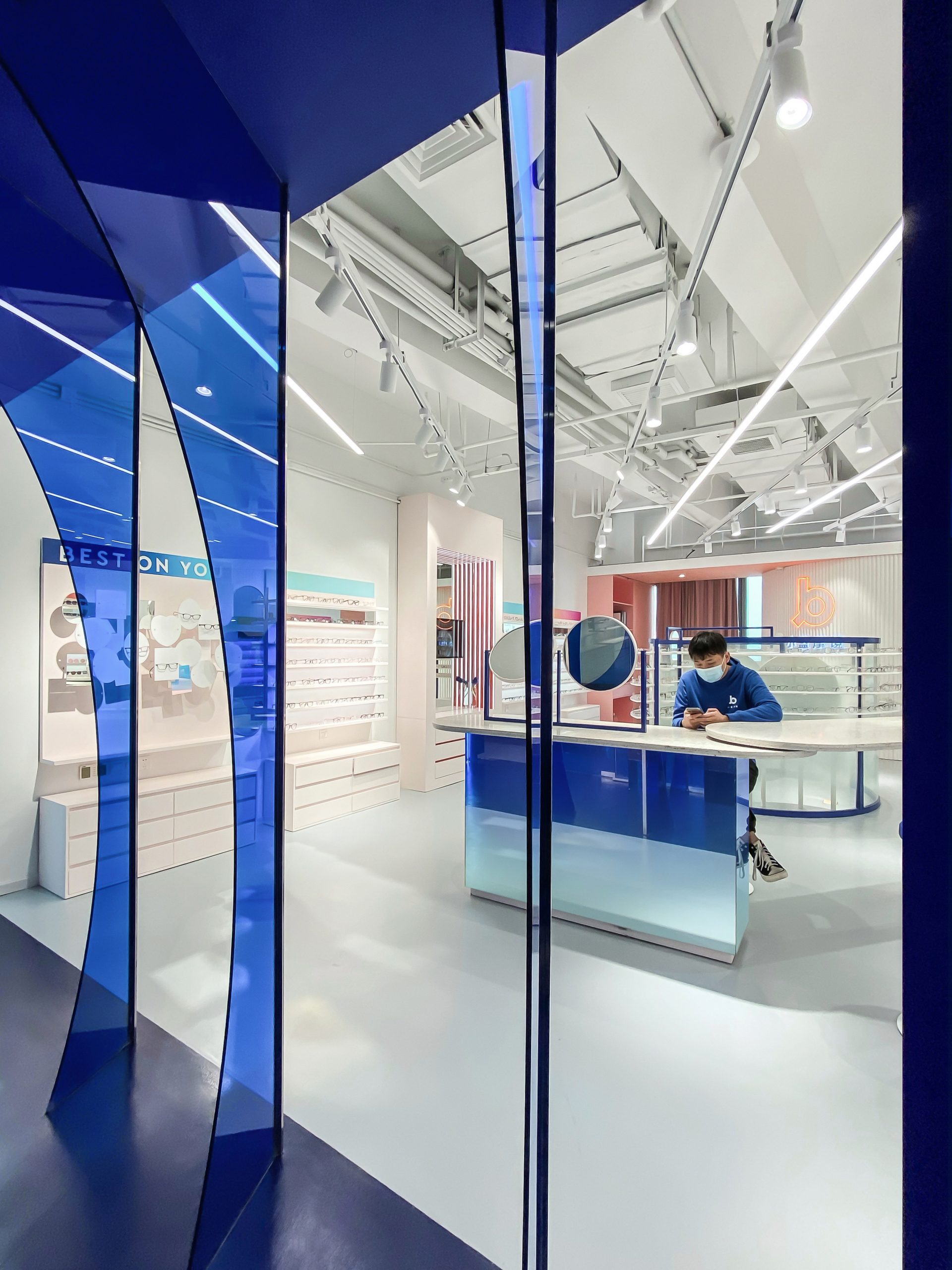 杭州·BLUEMO眼镜店设计 / ICD